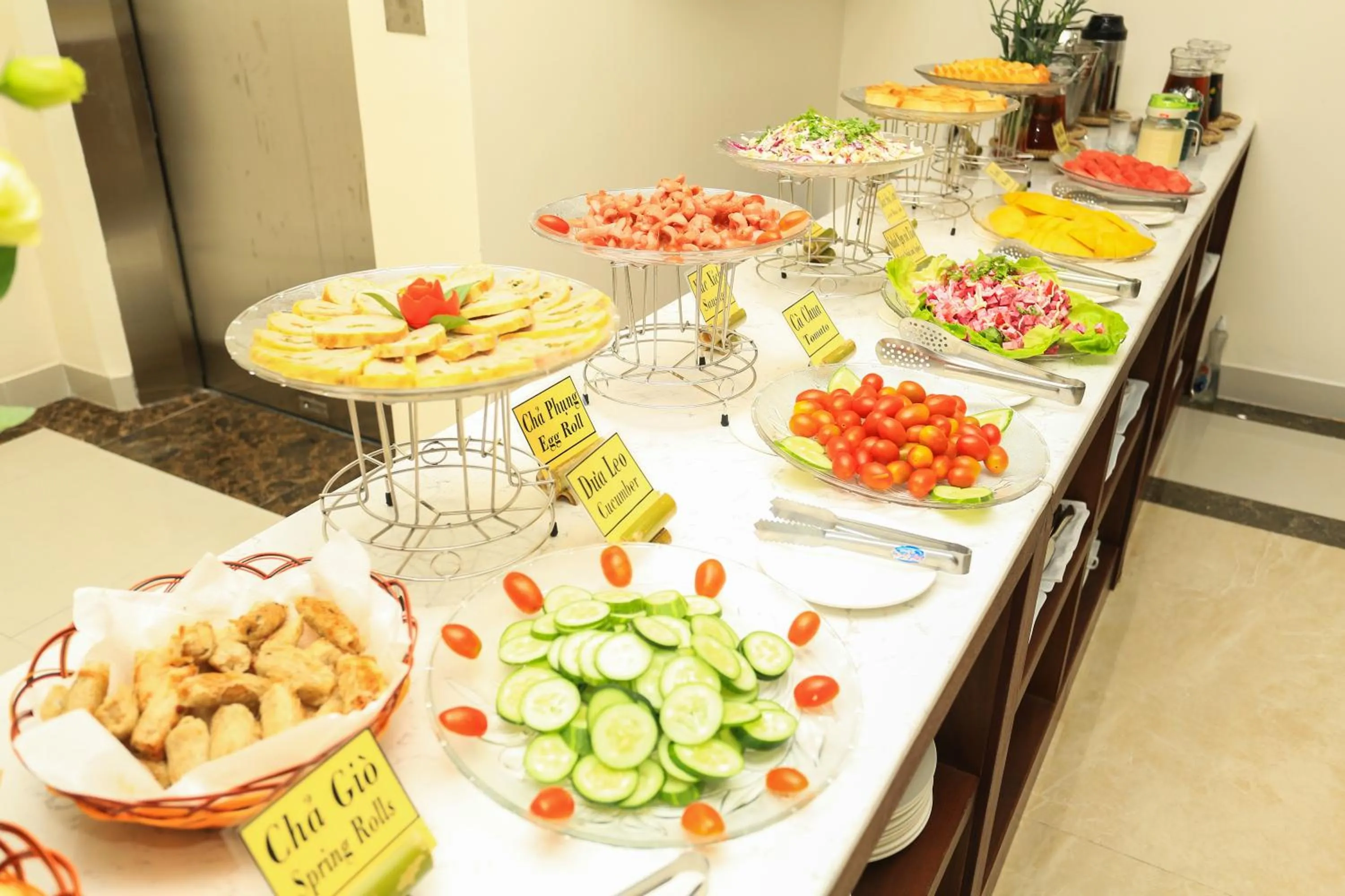 Continental breakfast in Hacom Galaxy Hotel