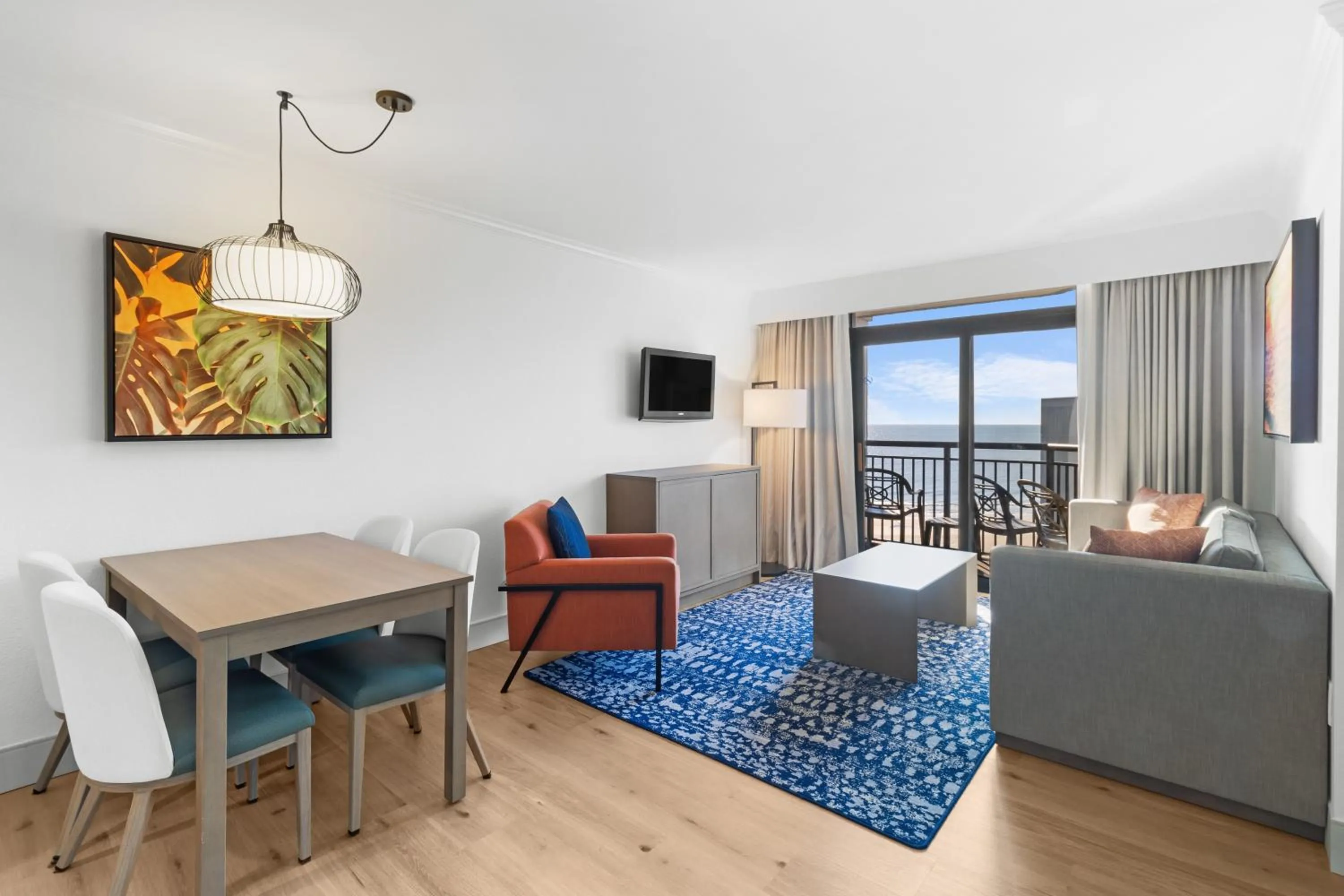 Living room in Ocean Reef Resort