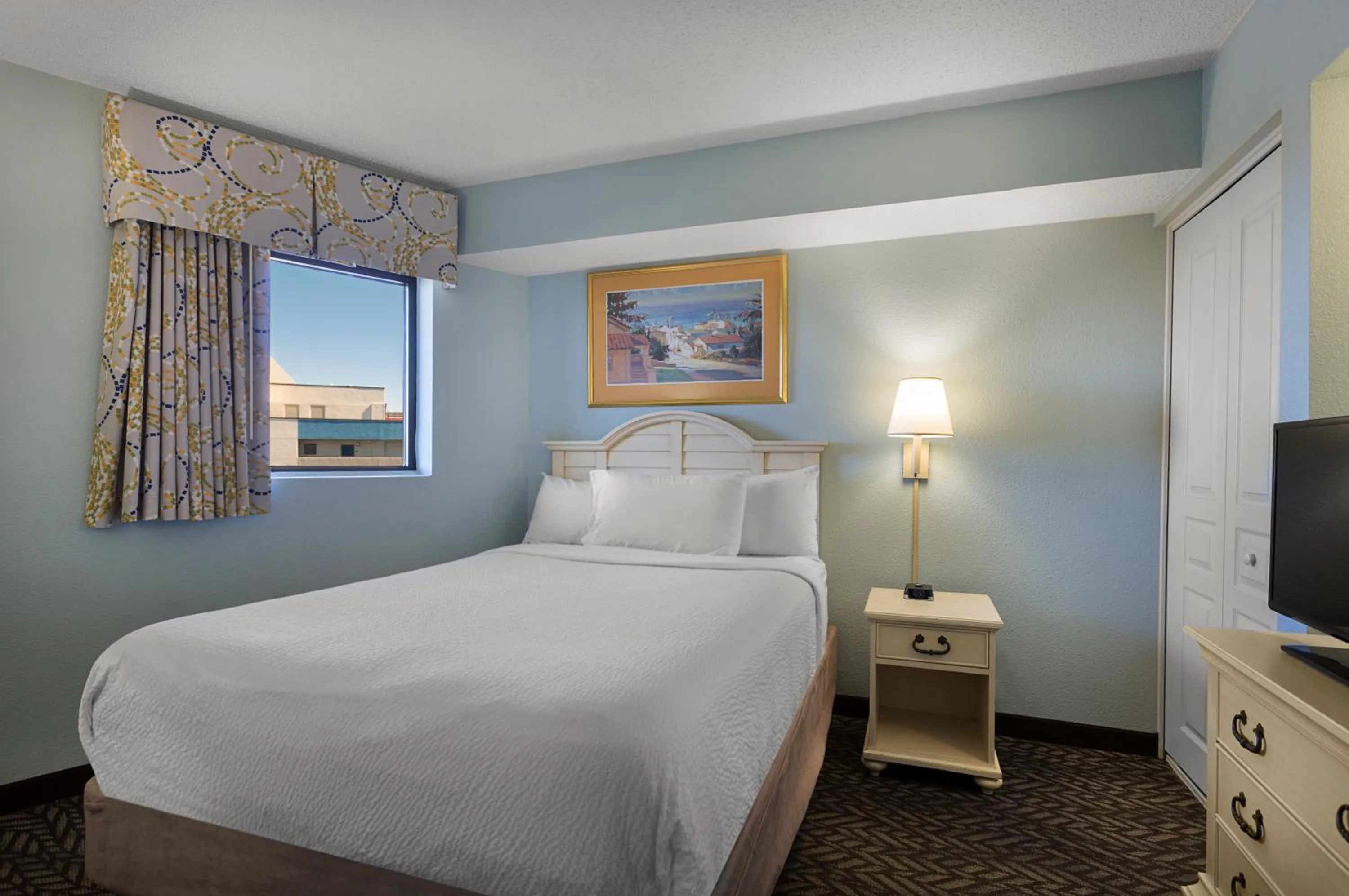 Bedroom, Bed in Ocean Reef Resort