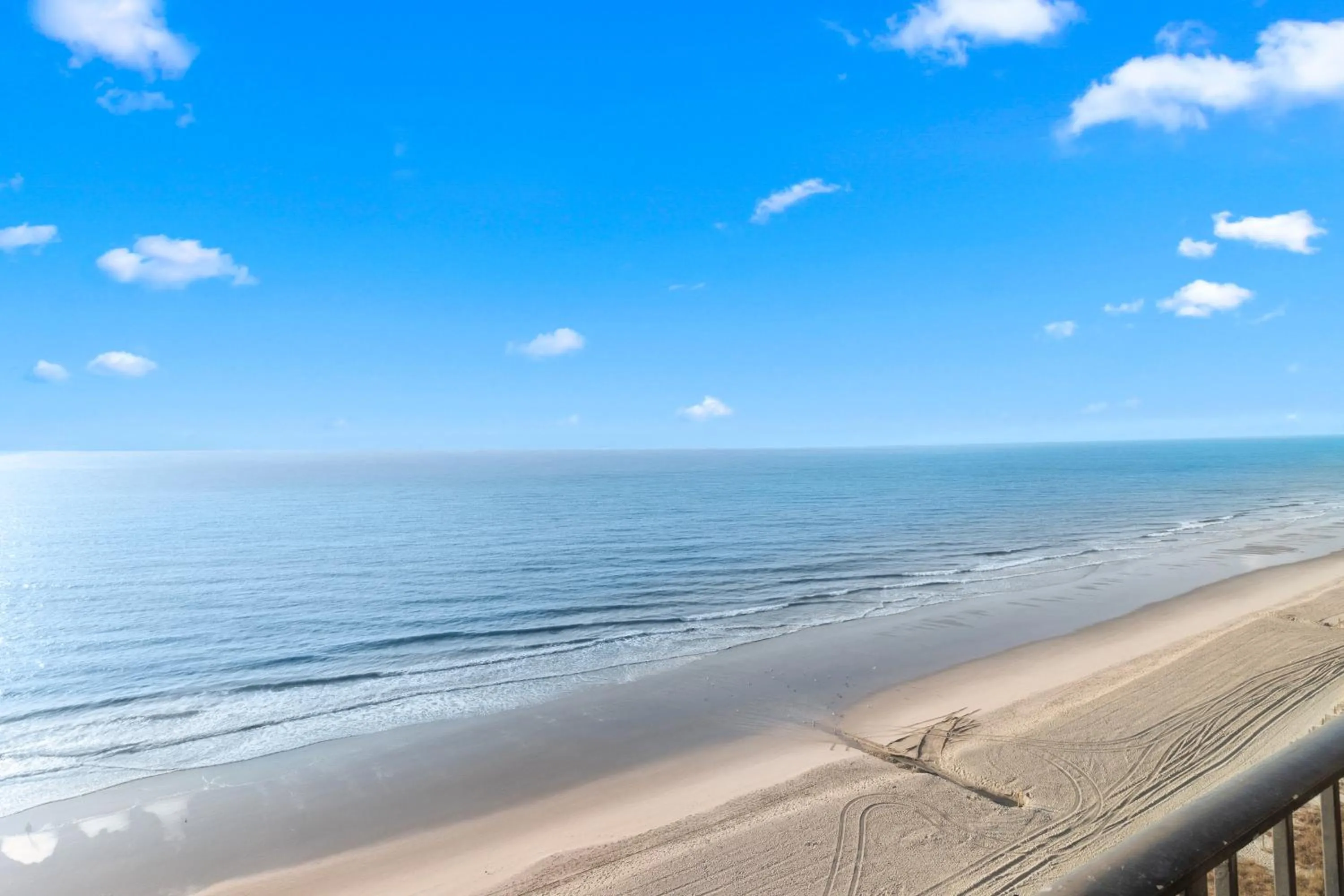 Sea view in Ocean Reef Resort
