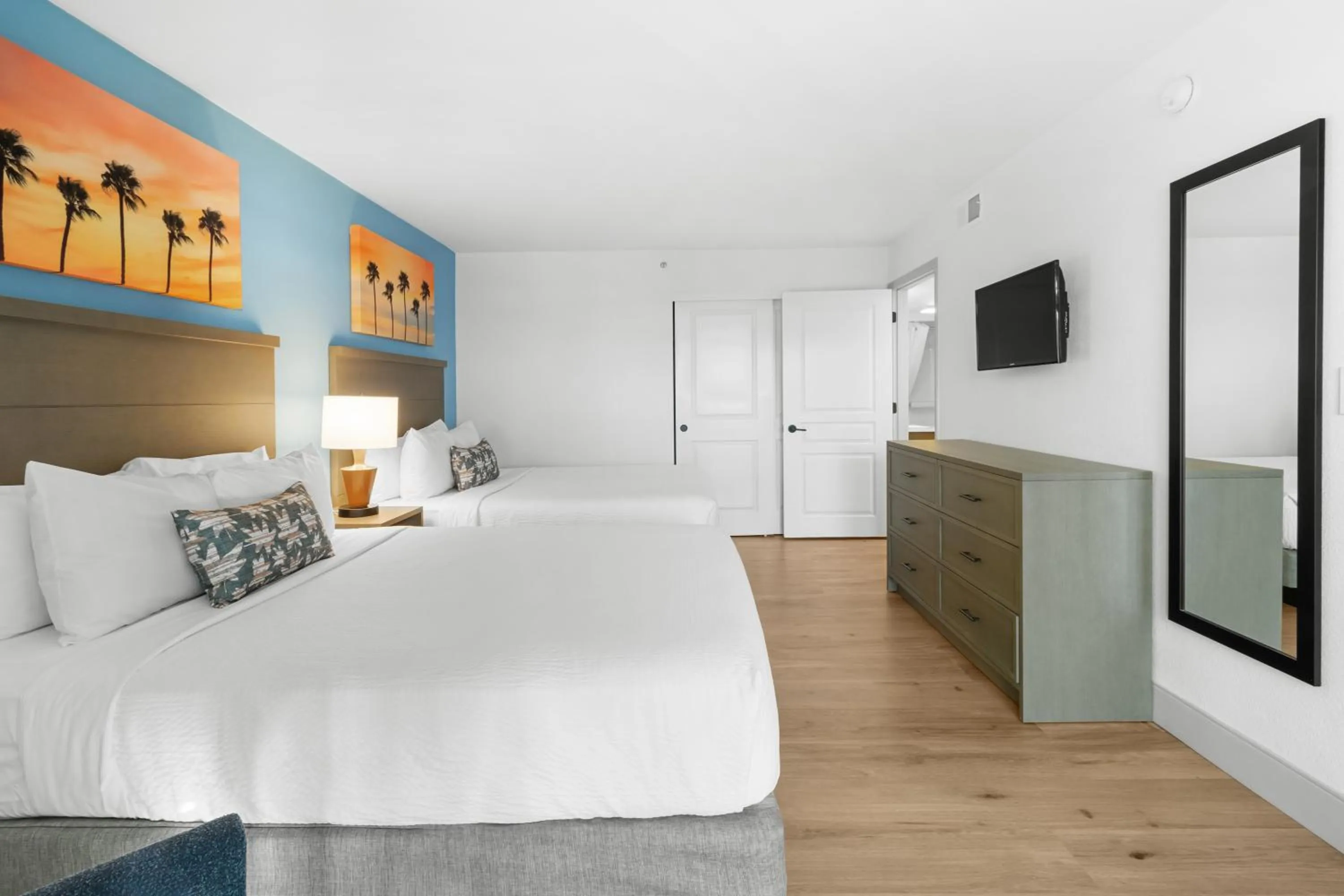 Bedroom, Bed in Ocean Reef Resort
