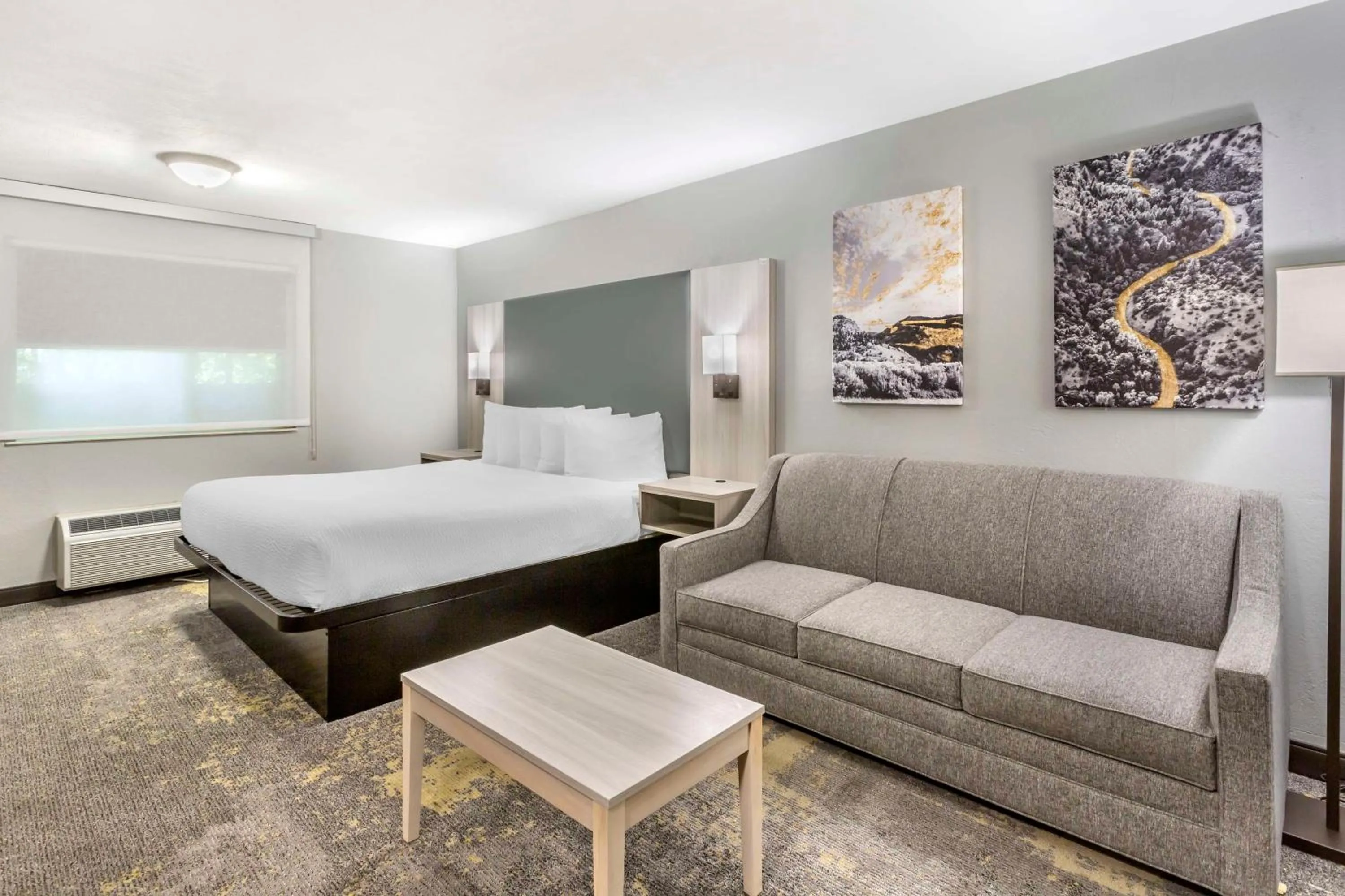 Bedroom, Bed in Best Western Plus Weston Inn