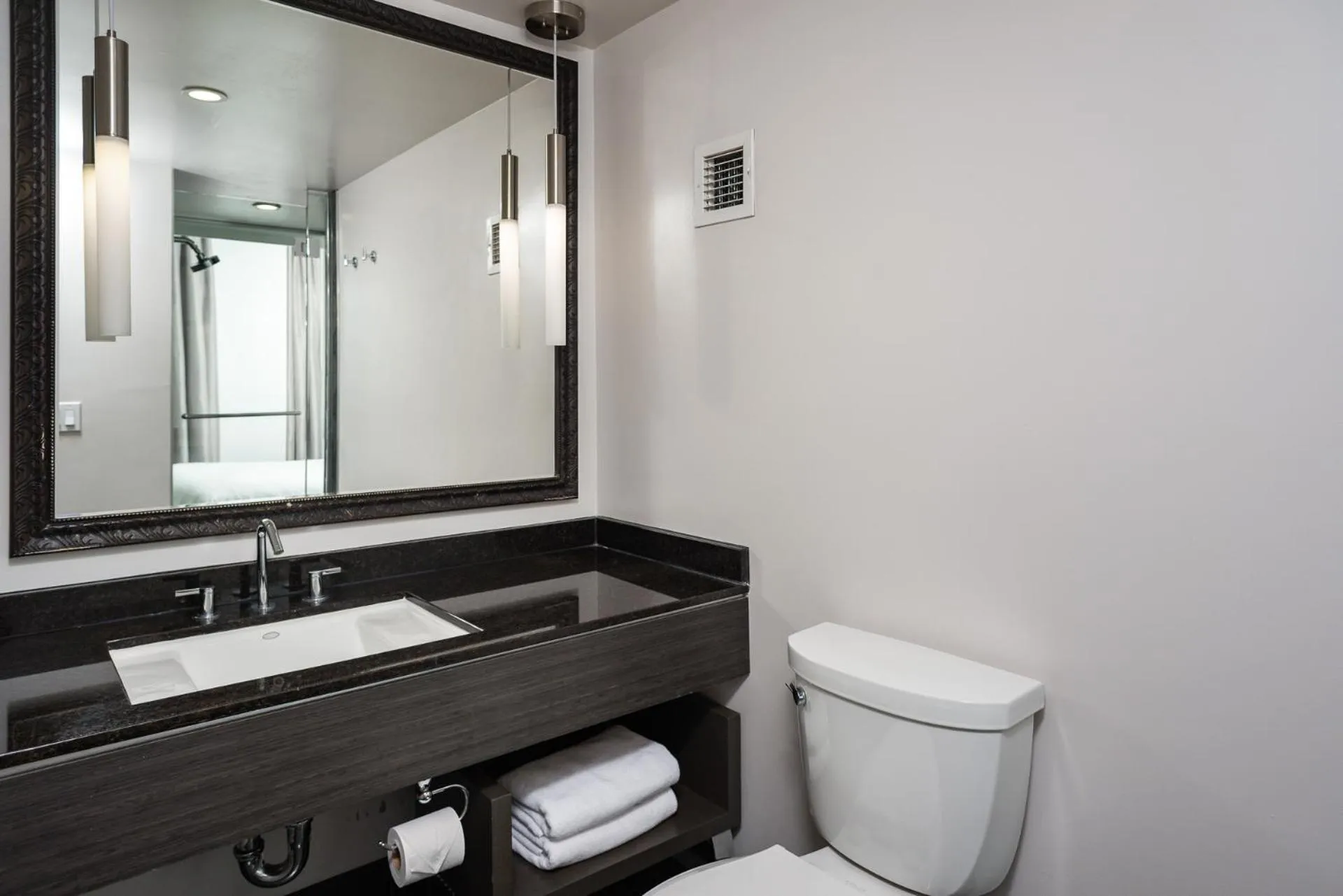 Bathroom in Padre Hotel