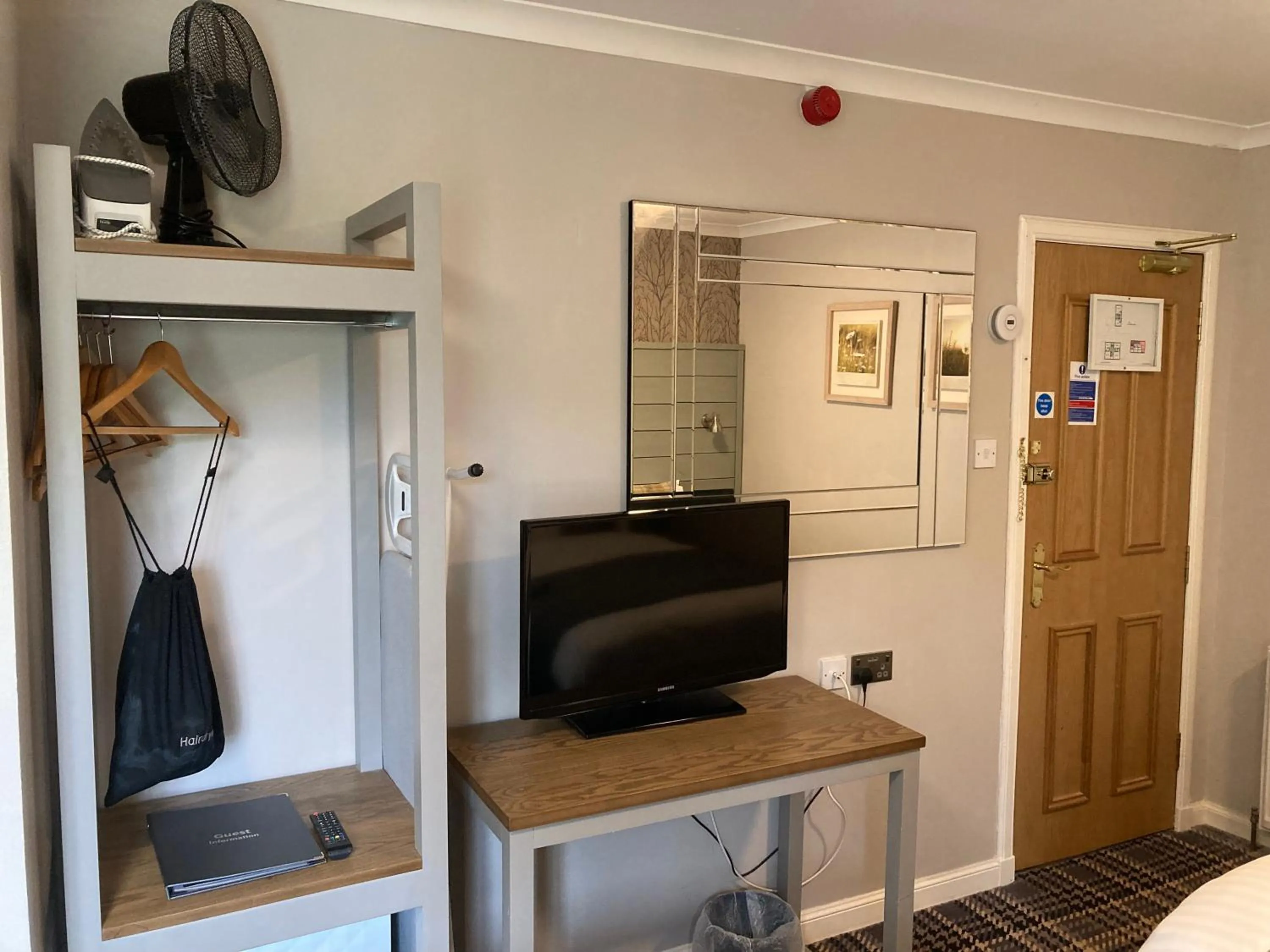 TV and multimedia in Village Inn