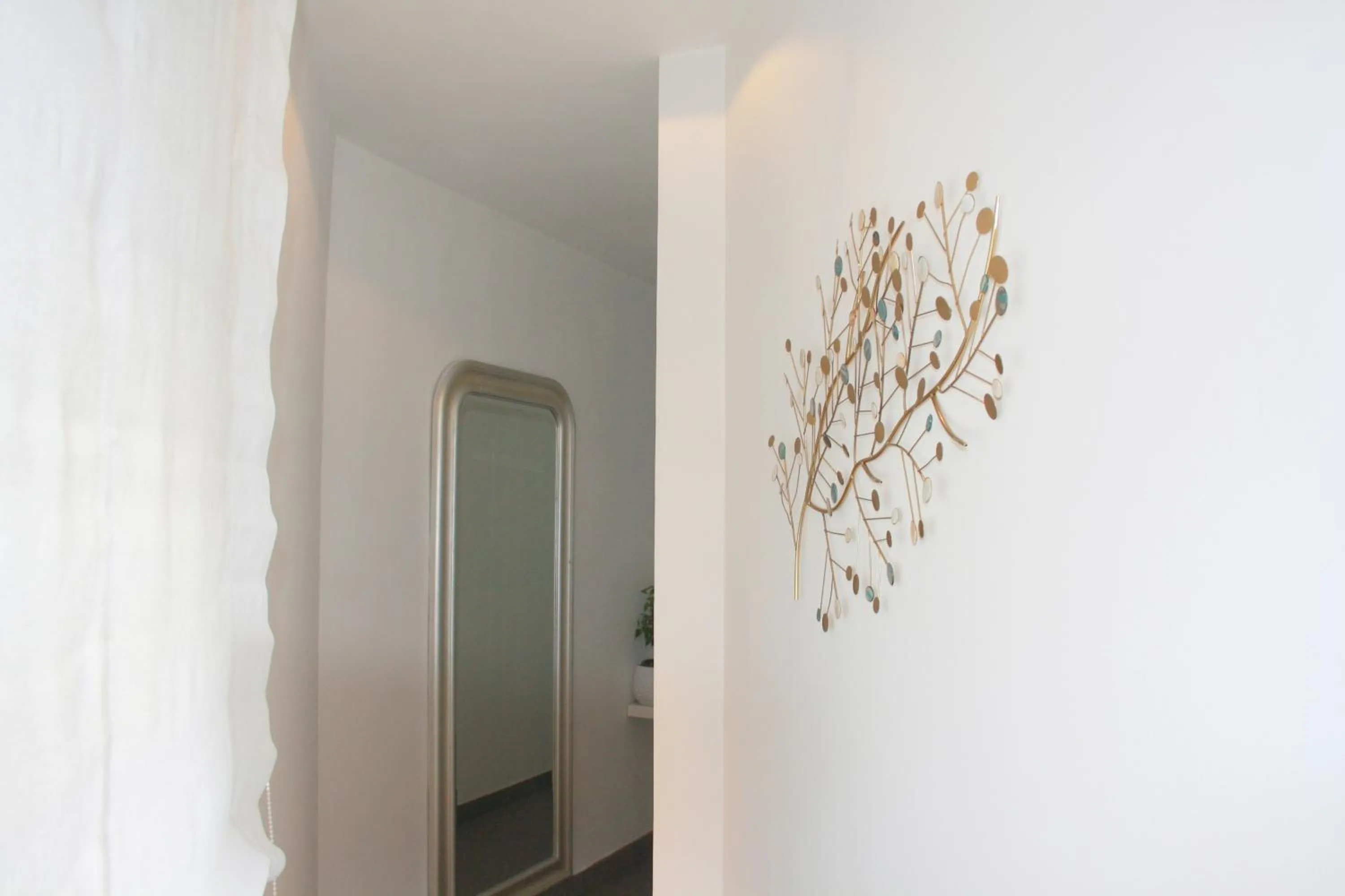 Day in LA LOCANDA DELL'ARTE-DE GASPERI