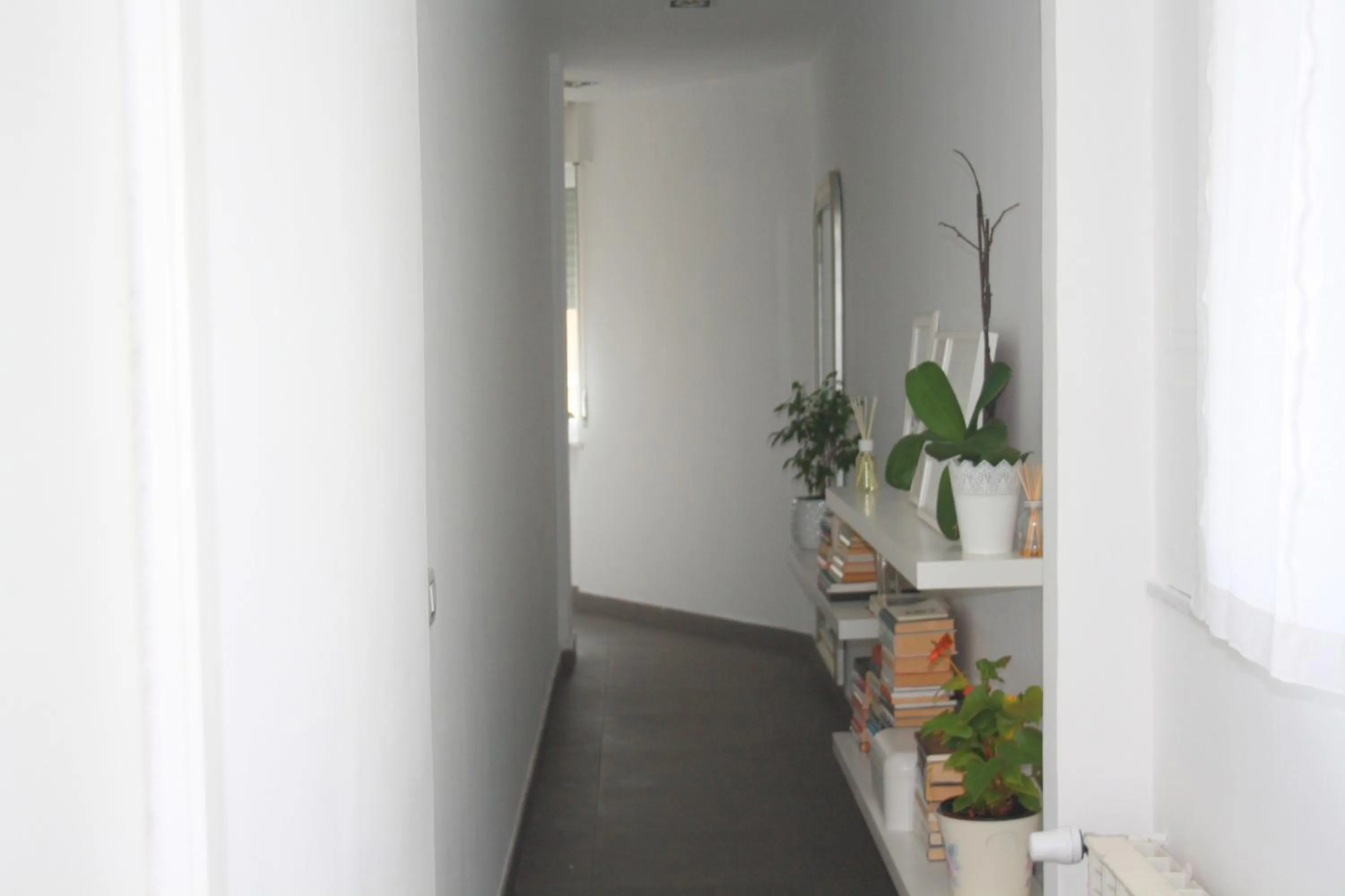 Decorative detail in LA LOCANDA DELL'ARTE-DE GASPERI