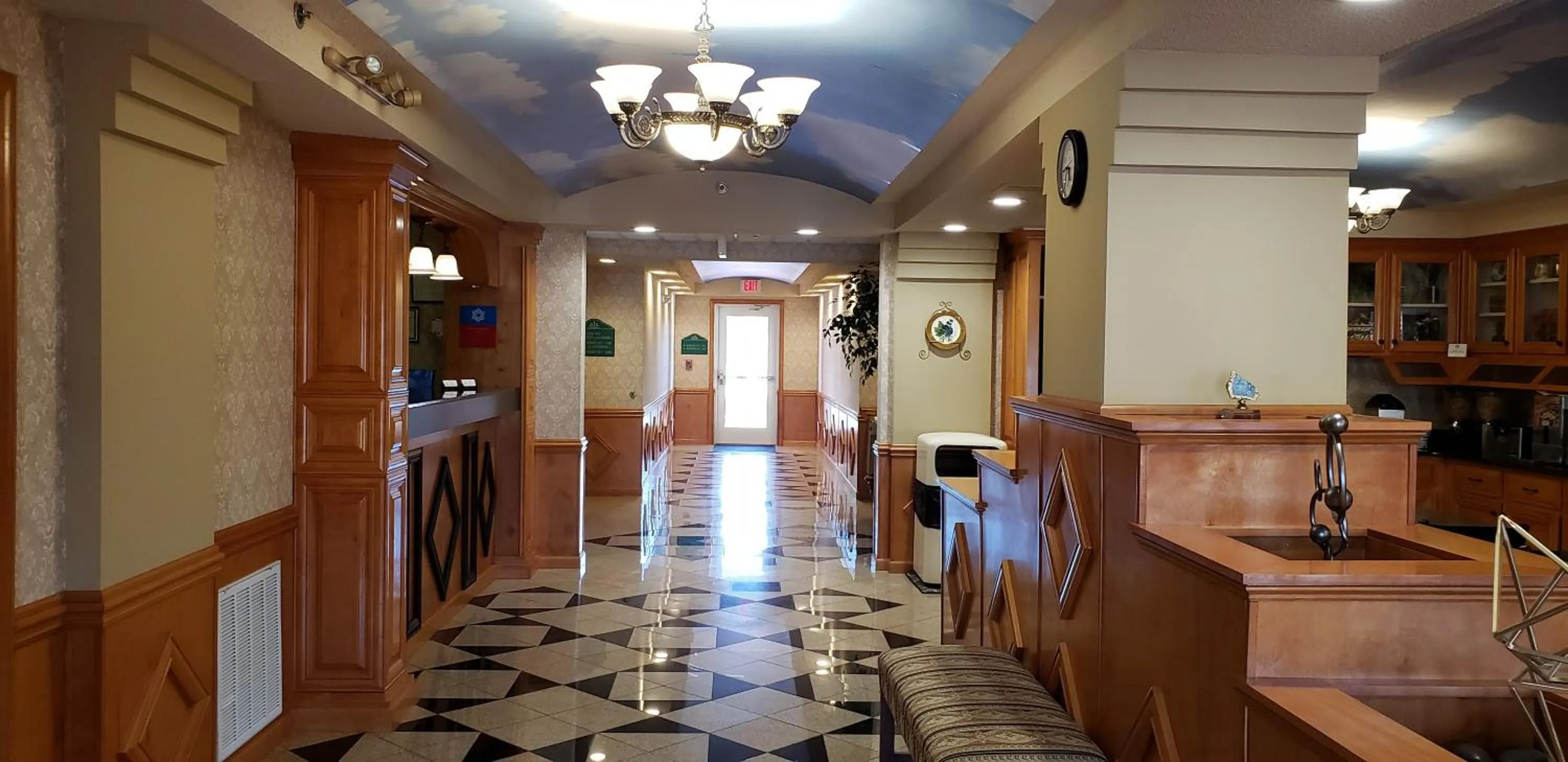 Lobby or reception in SureStay Plus Hotel by Best Western Warner Robins AFB