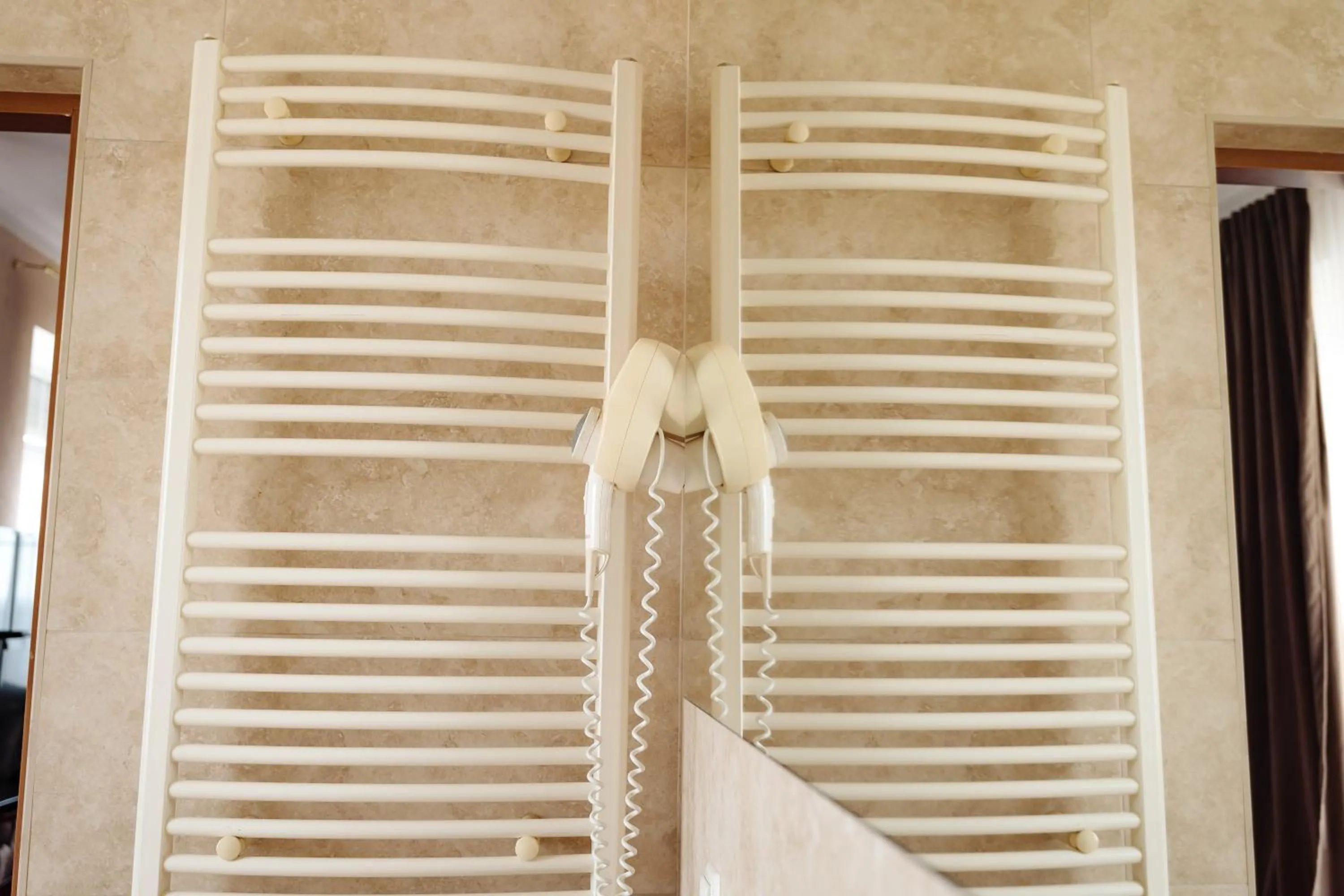 Shower in Maxim Pasha Hotel