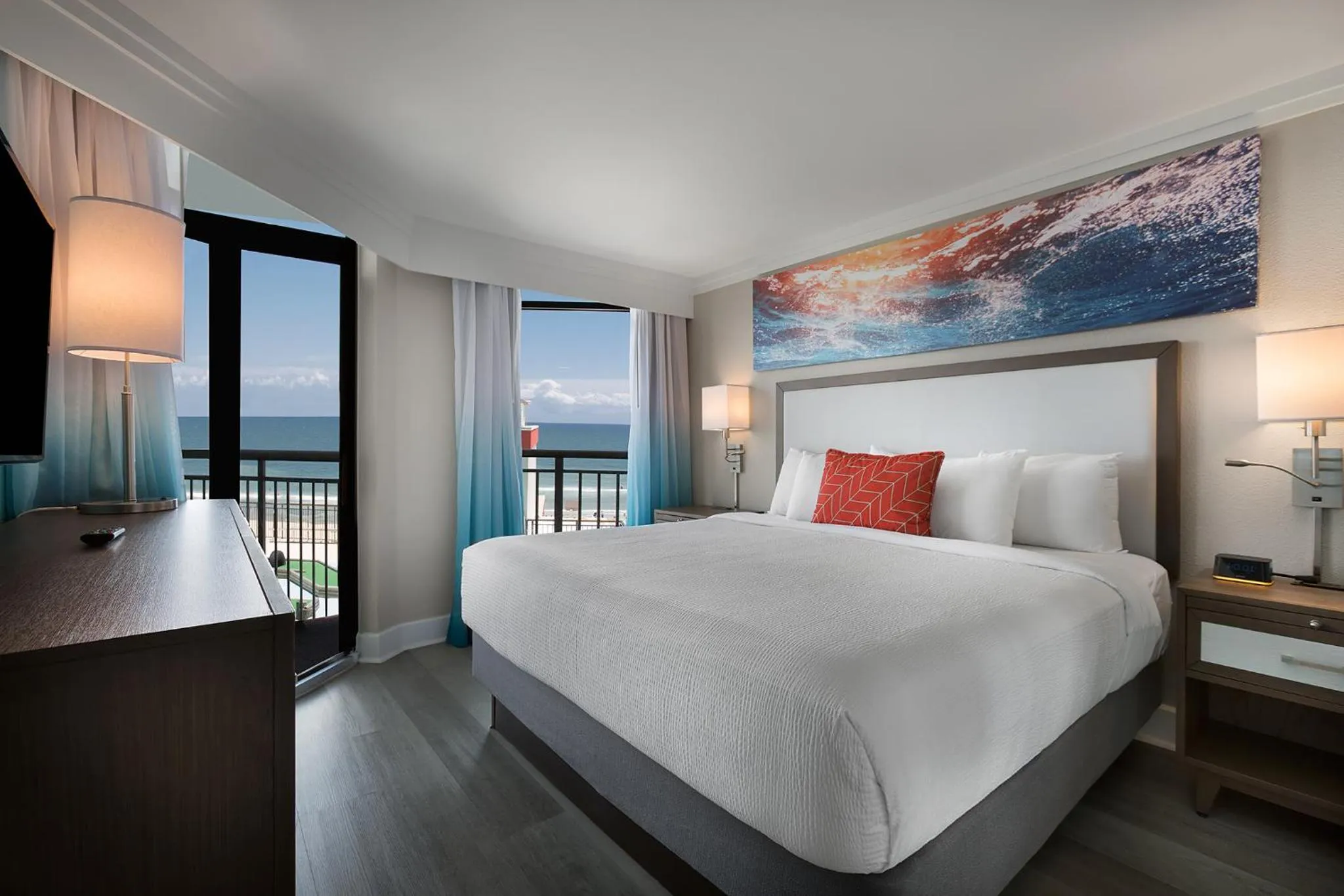 Bedroom, Bed in Grande Cayman Resort