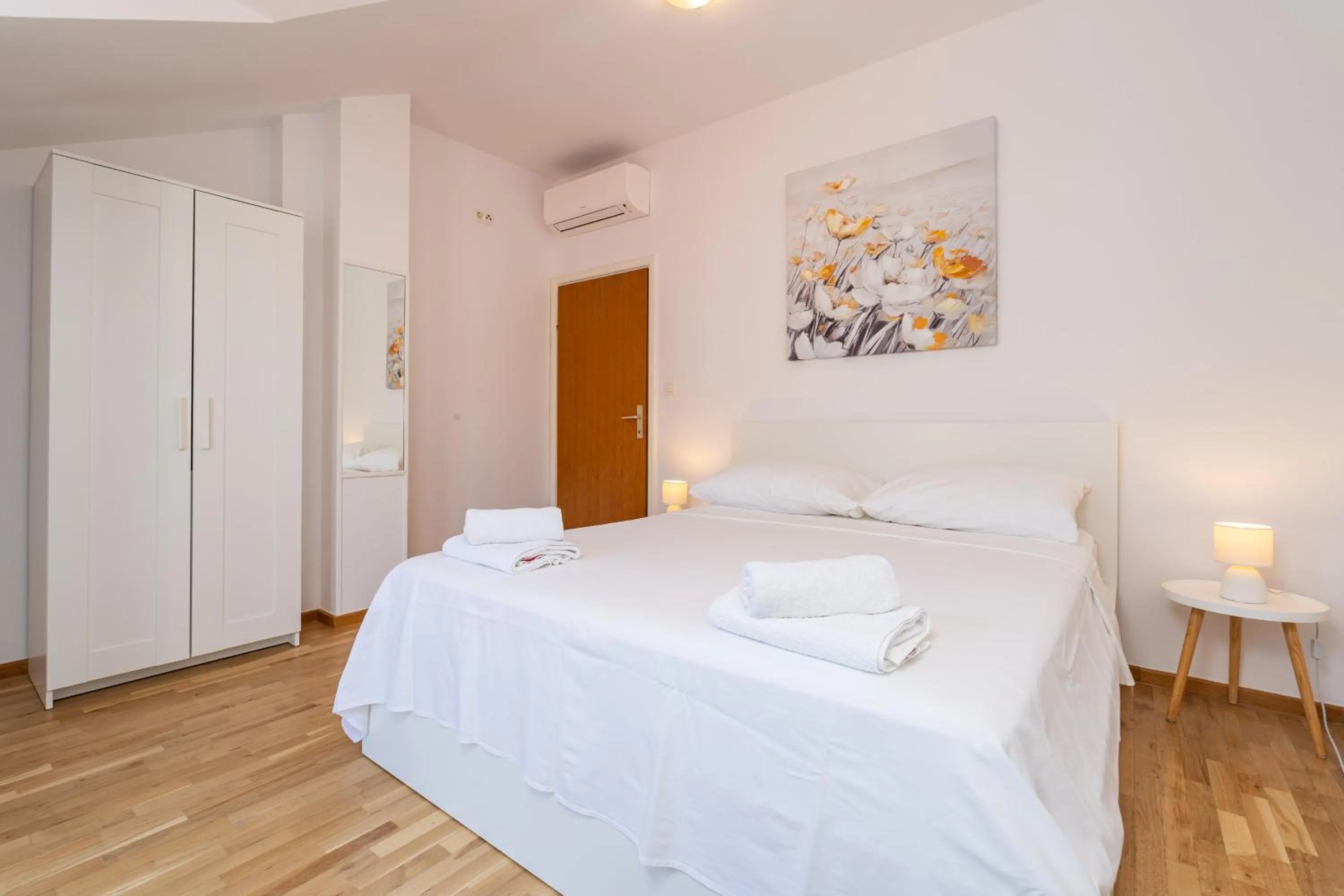 One-Bedroom Apartment in Francesca Guesthouse & Vardia Winery