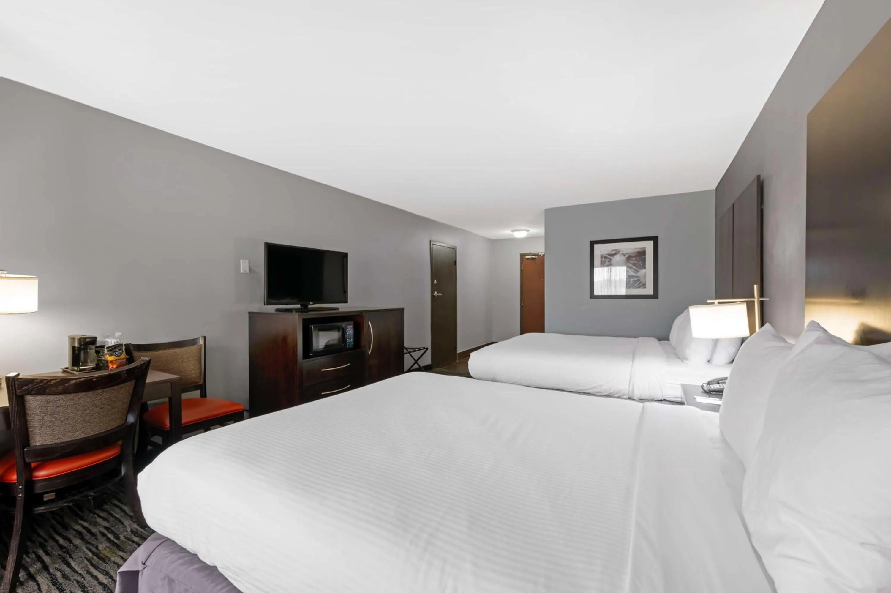 Bedroom, Bed in Best Western University Inn at Valparaiso