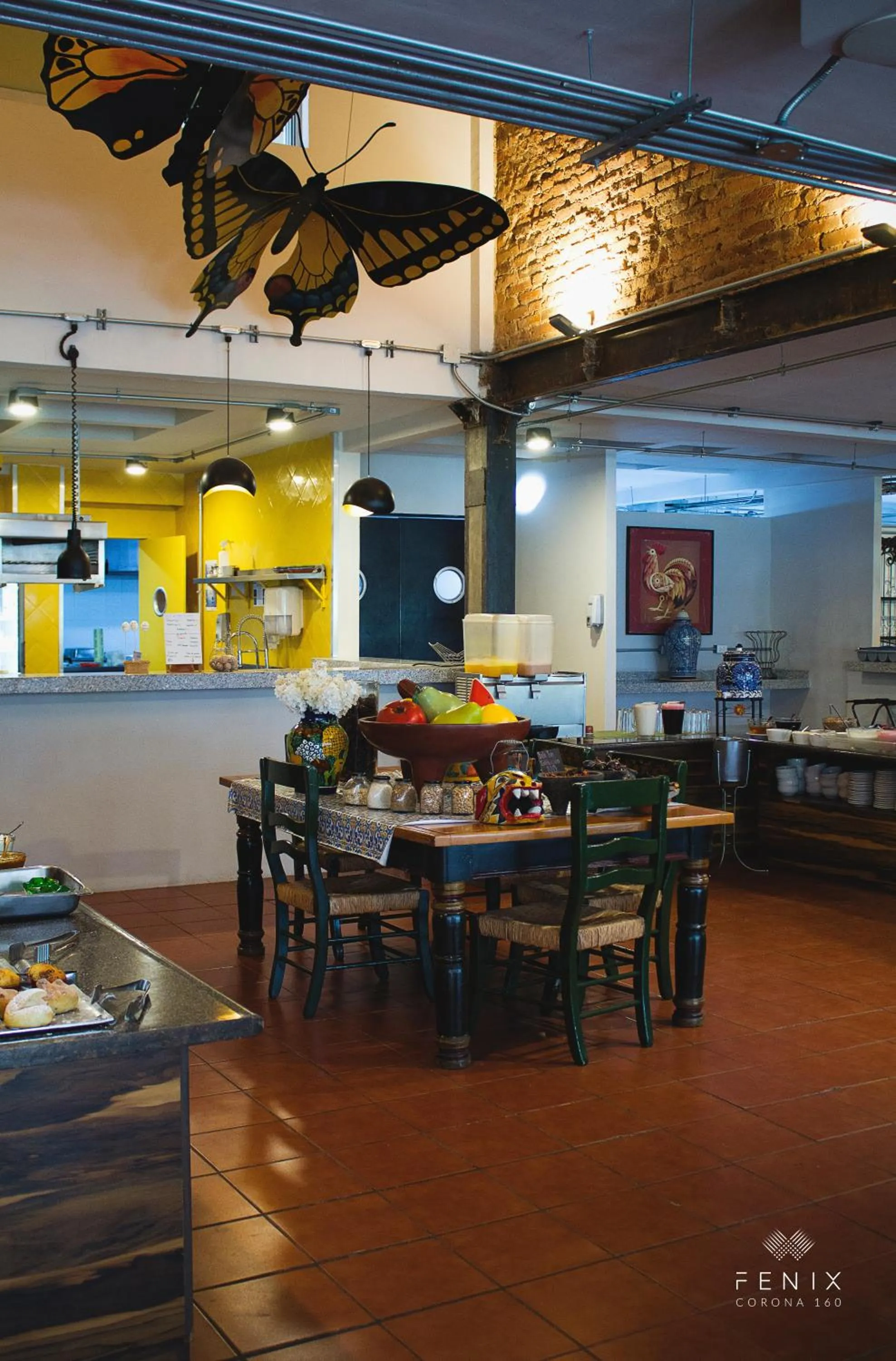 Restaurant/places to eat in Hotel Fenix