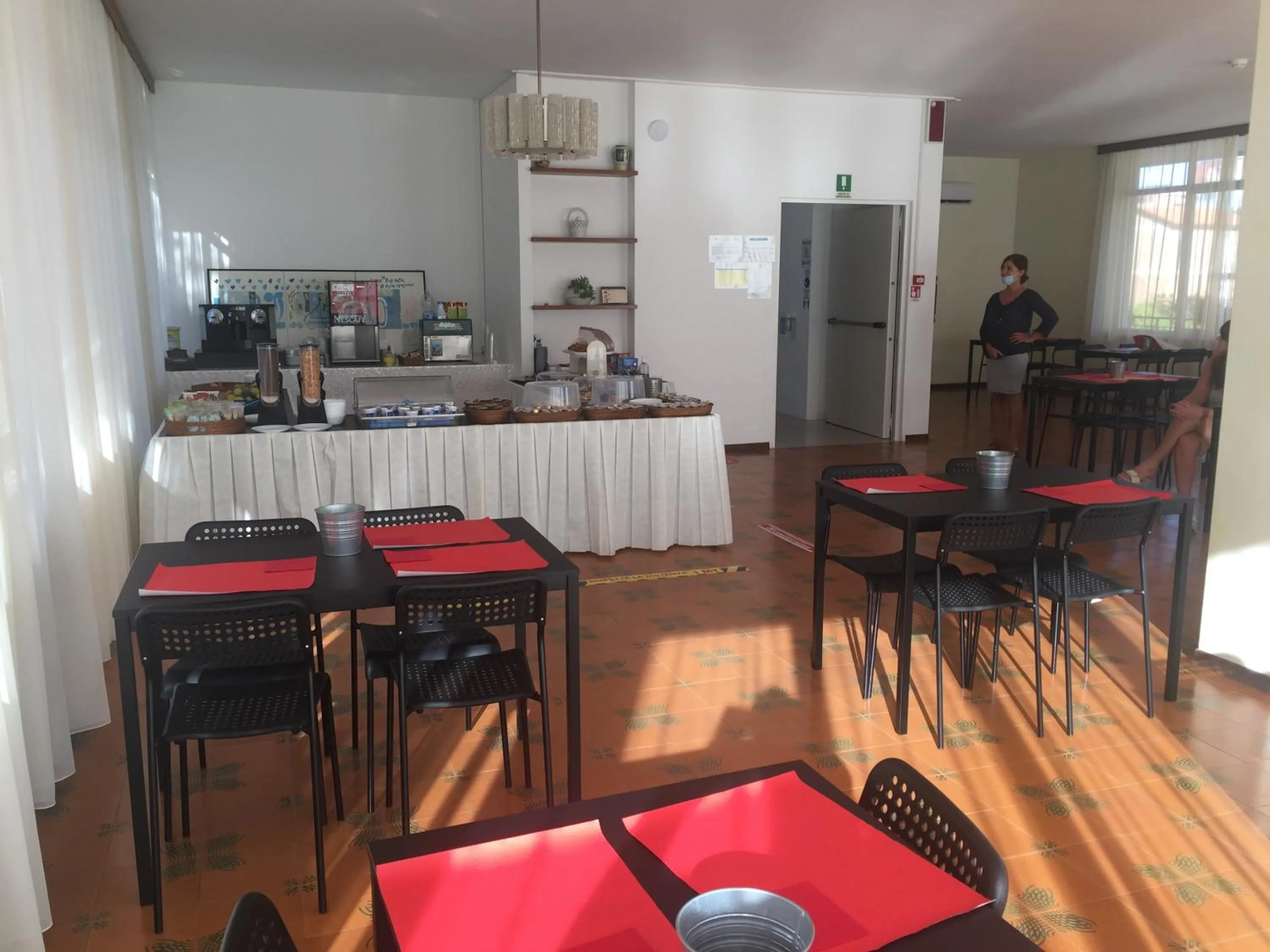 Buffet breakfast in Hotel B&B Avana