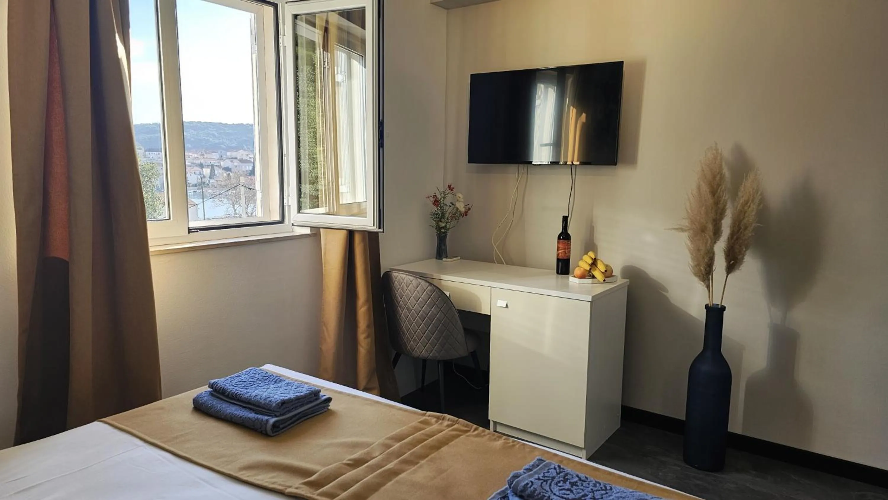 Decorative detail in Villa Babilon