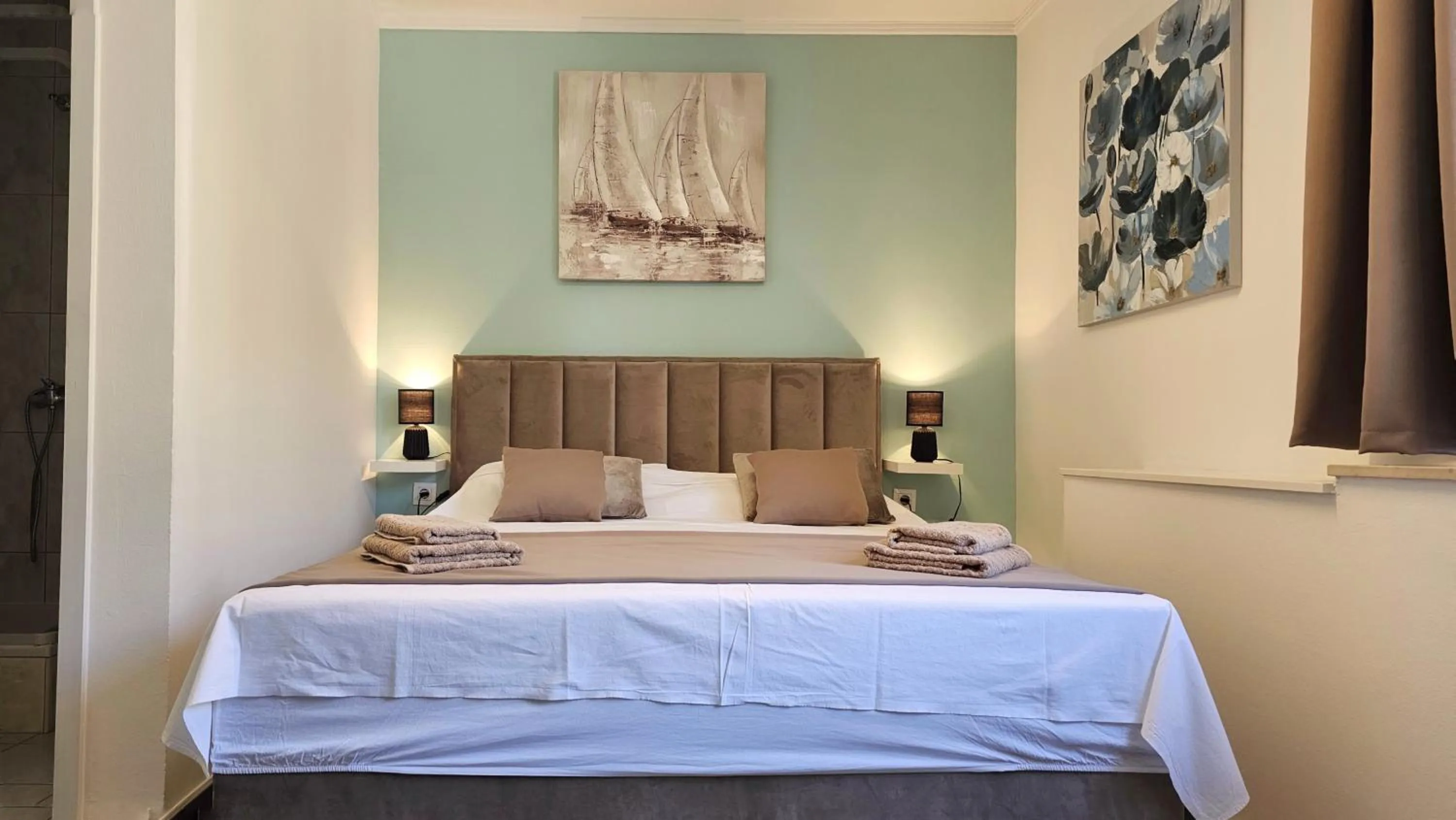 Bed in Villa Babilon