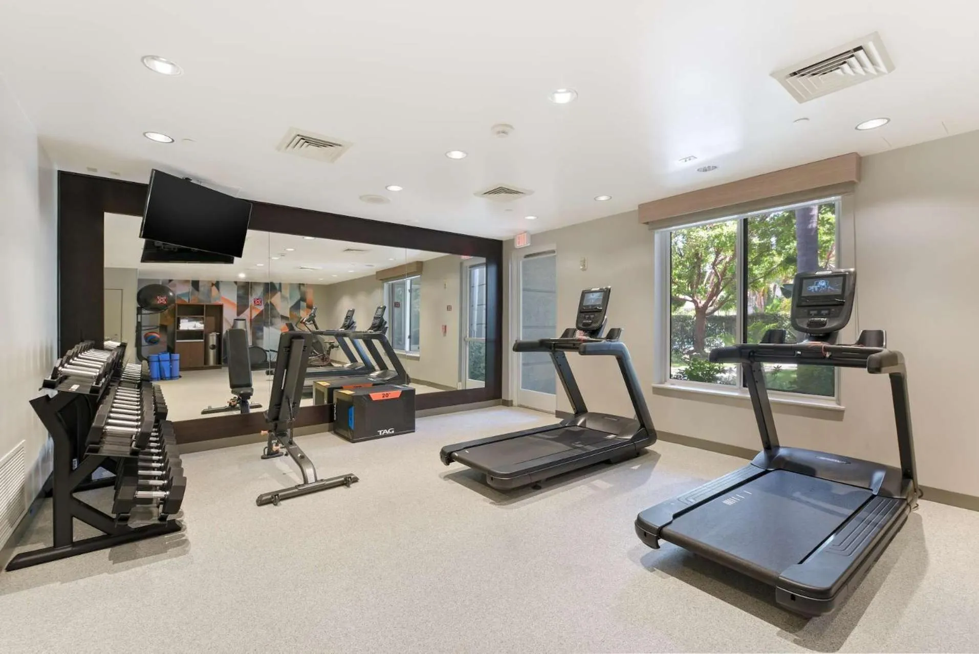 Fitness centre/facilities in Hilton Garden Inn LAX - El Segundo