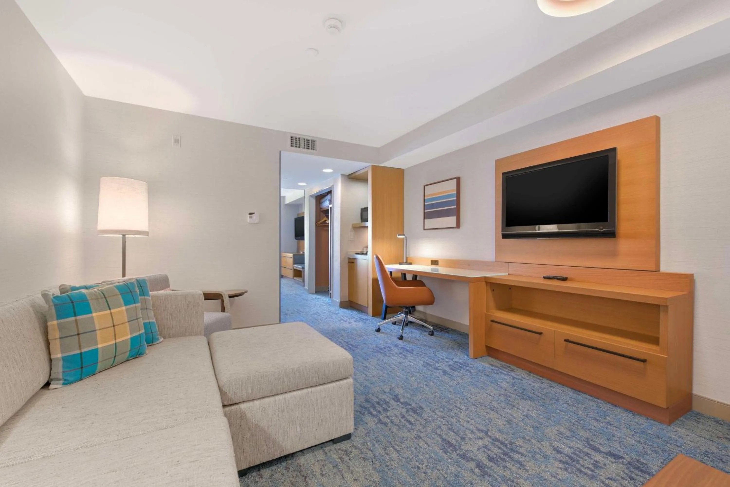 Bedroom in Hilton Garden Inn LAX - El Segundo