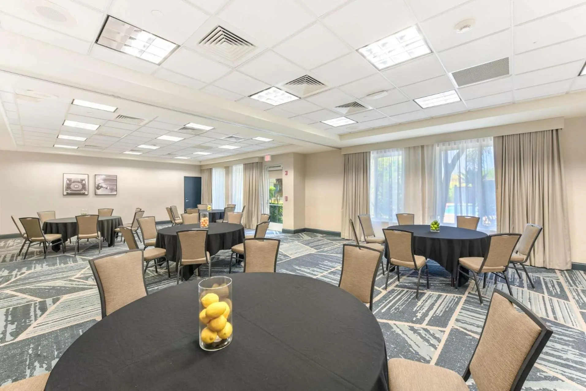 Meeting/conference room in Hilton Garden Inn LAX - El Segundo