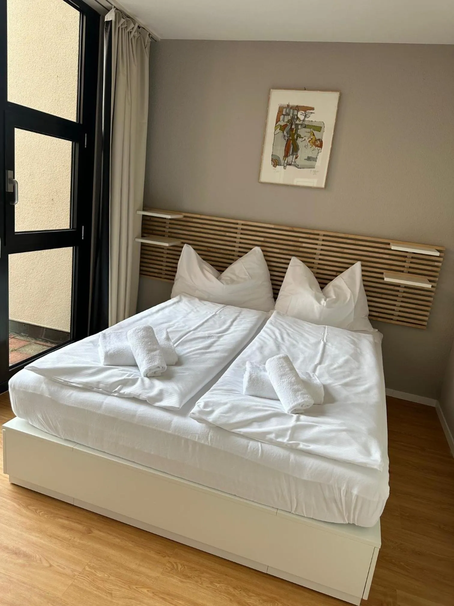 Bedroom, Bed in Hotel Bären
