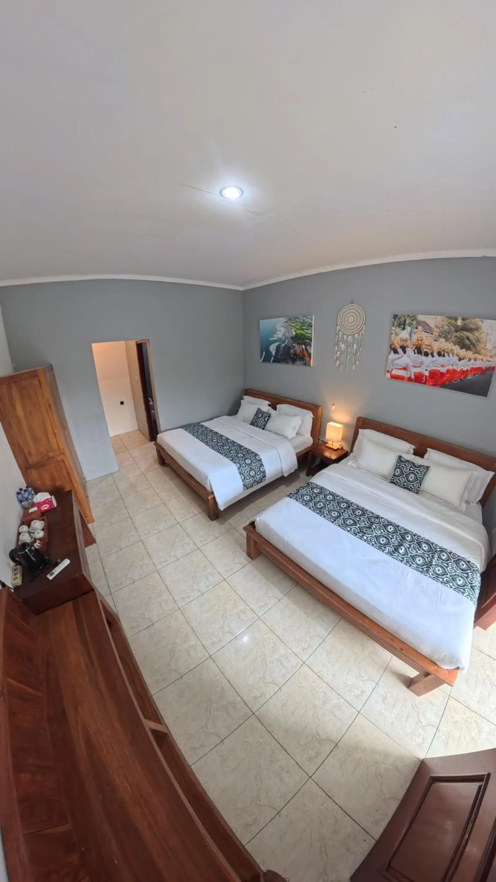 Bed in Ketapang Guesthouse Echo Beach Canggu