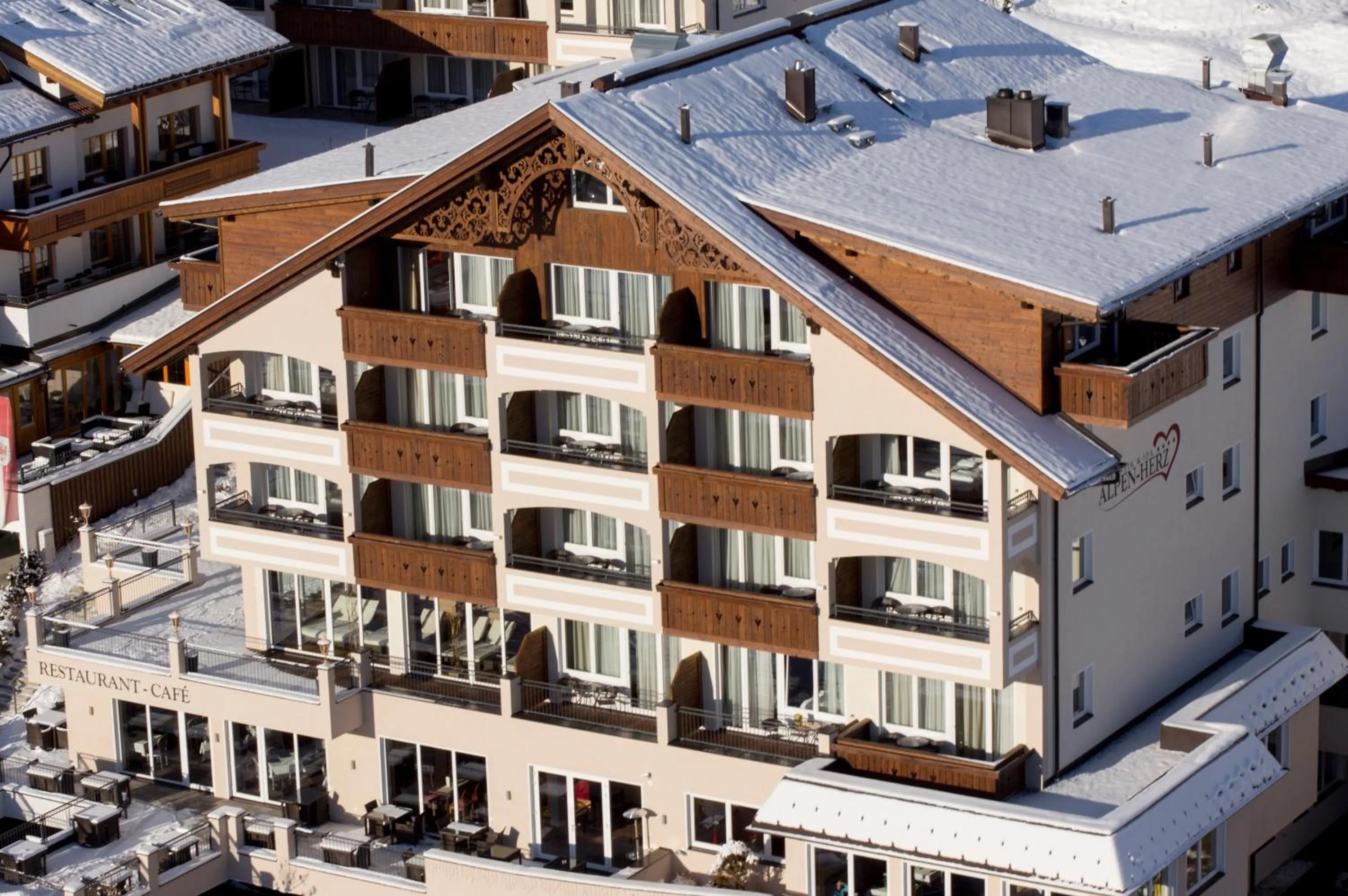 Facade/entrance in Alpen-Herz Romantik & Spa - Adults Only