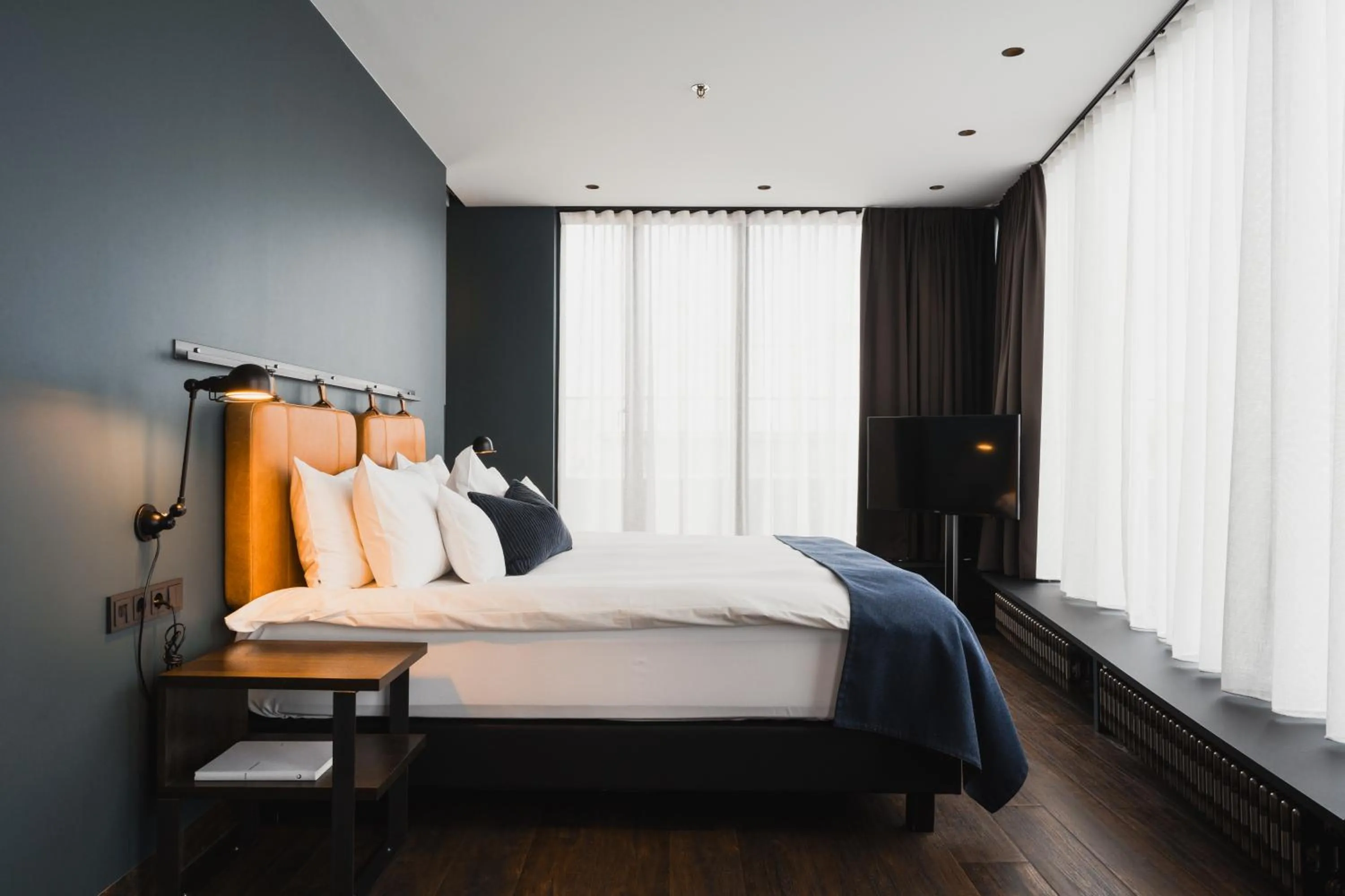 Bedroom, Bed in Exeter Hotel