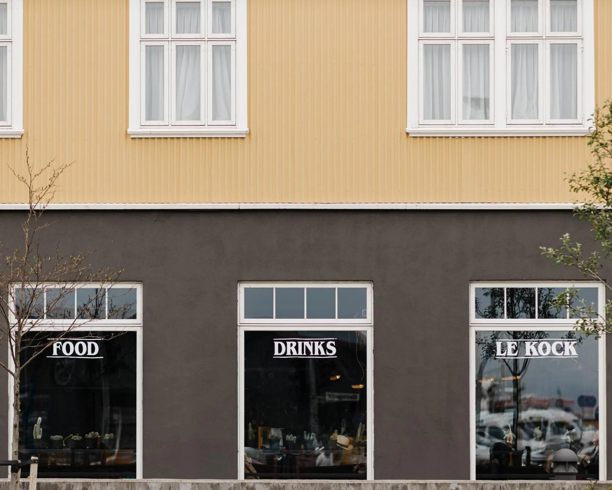 Property building in Exeter Hotel