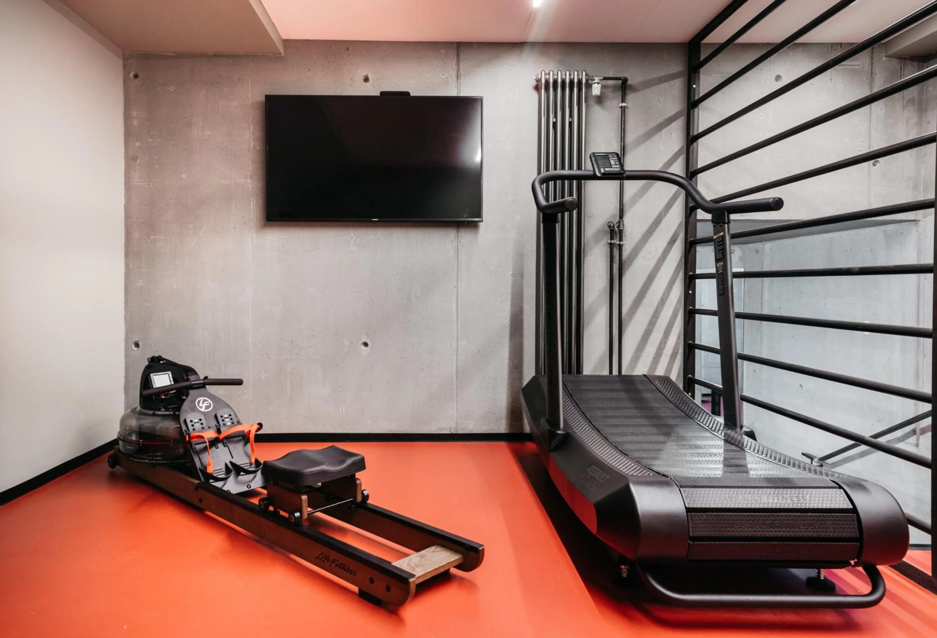 Fitness centre/facilities in Exeter Hotel