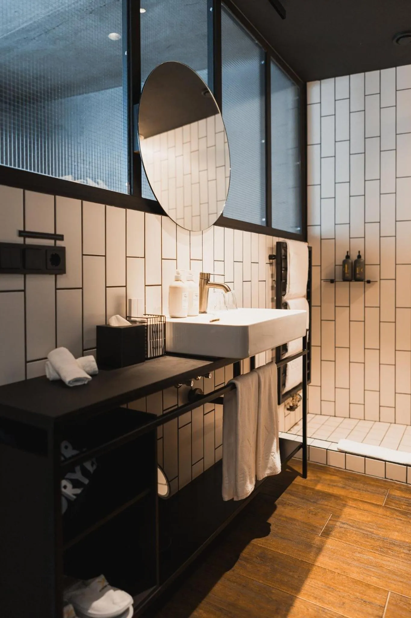 Bathroom in Exeter Hotel