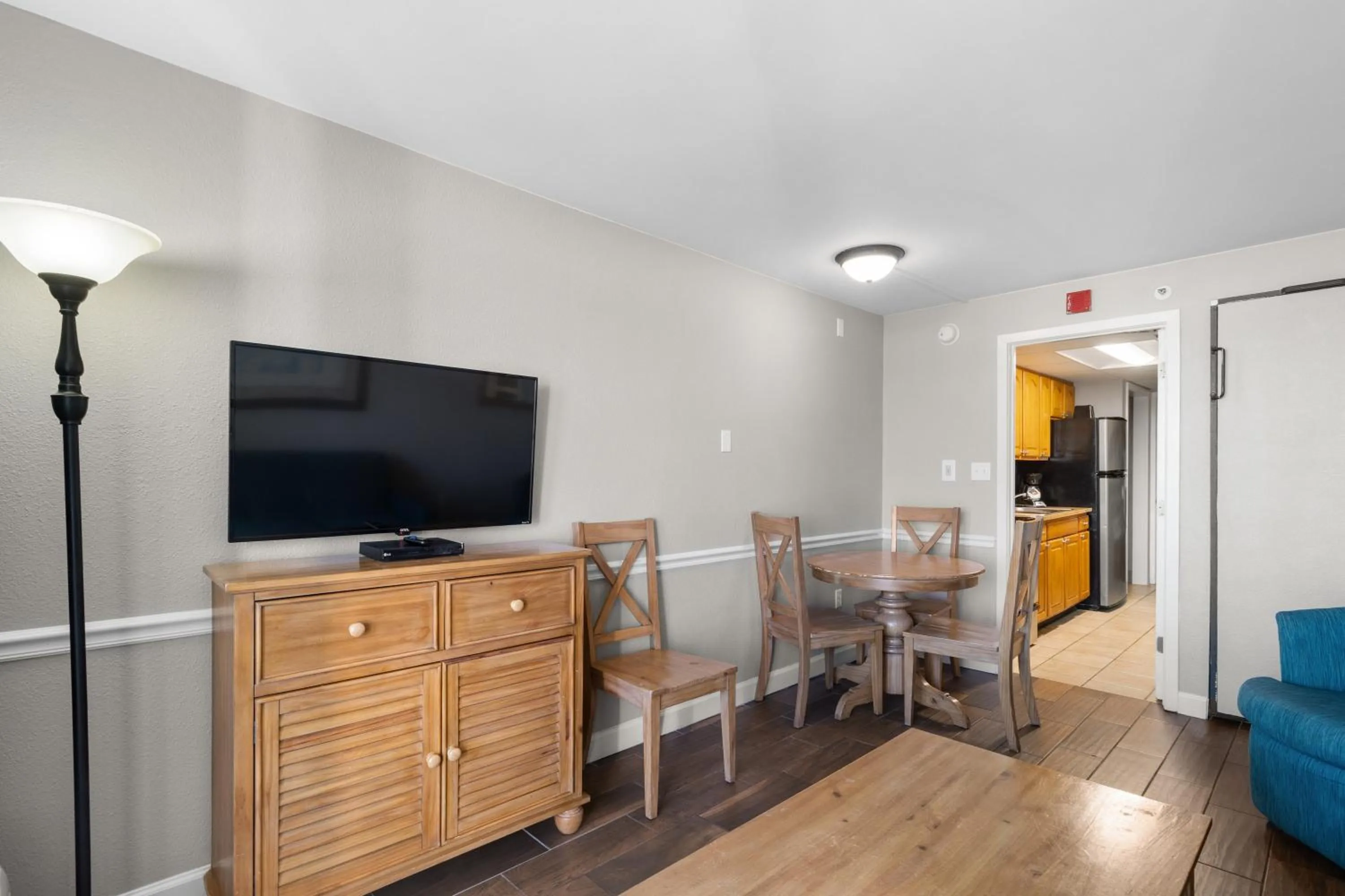 Living room in Monterey Bay Suites