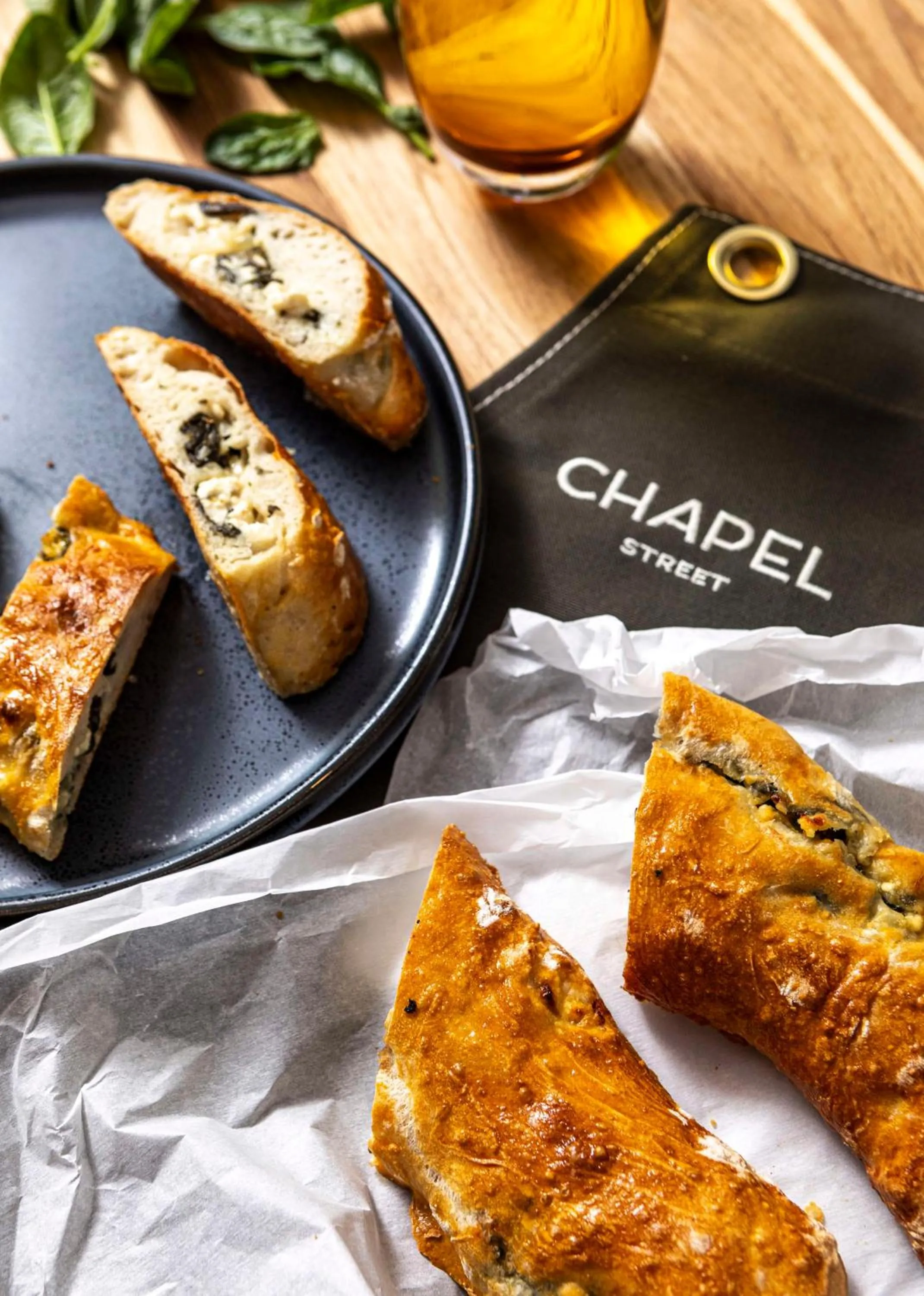 Restaurant/places to eat in Hilton Chicago Magnificent Mile Suites