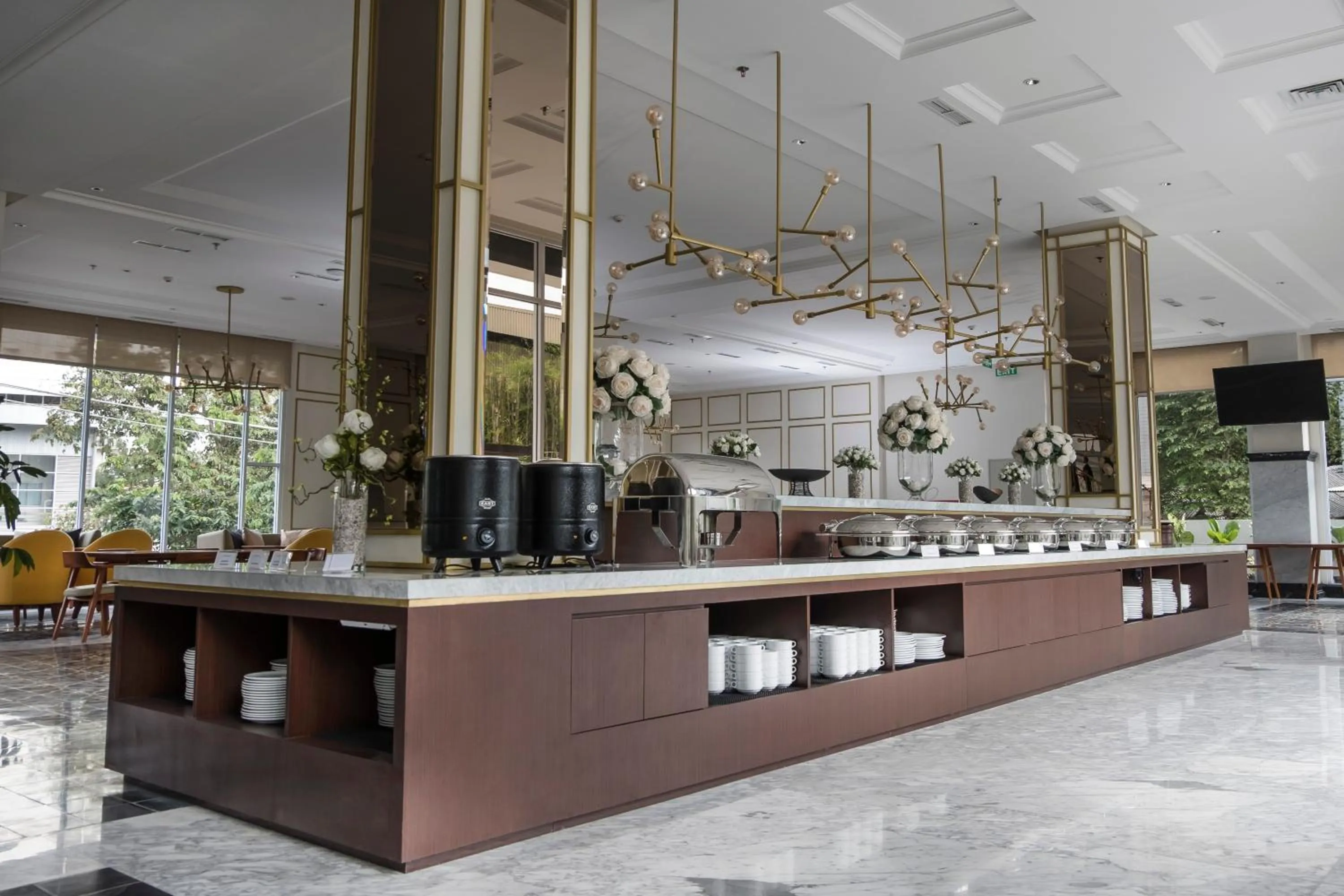 Restaurant/places to eat in Horison Ciledug Jakarta