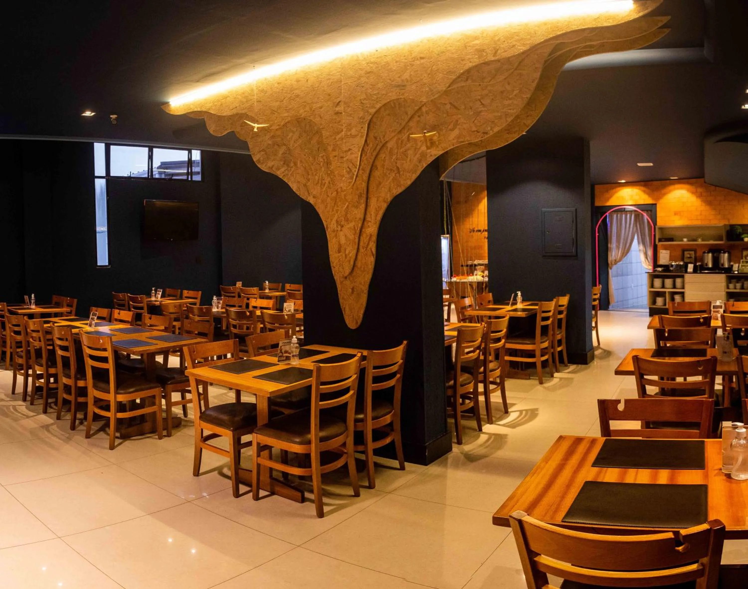 Restaurant/places to eat in Camboriú Praia Hotel