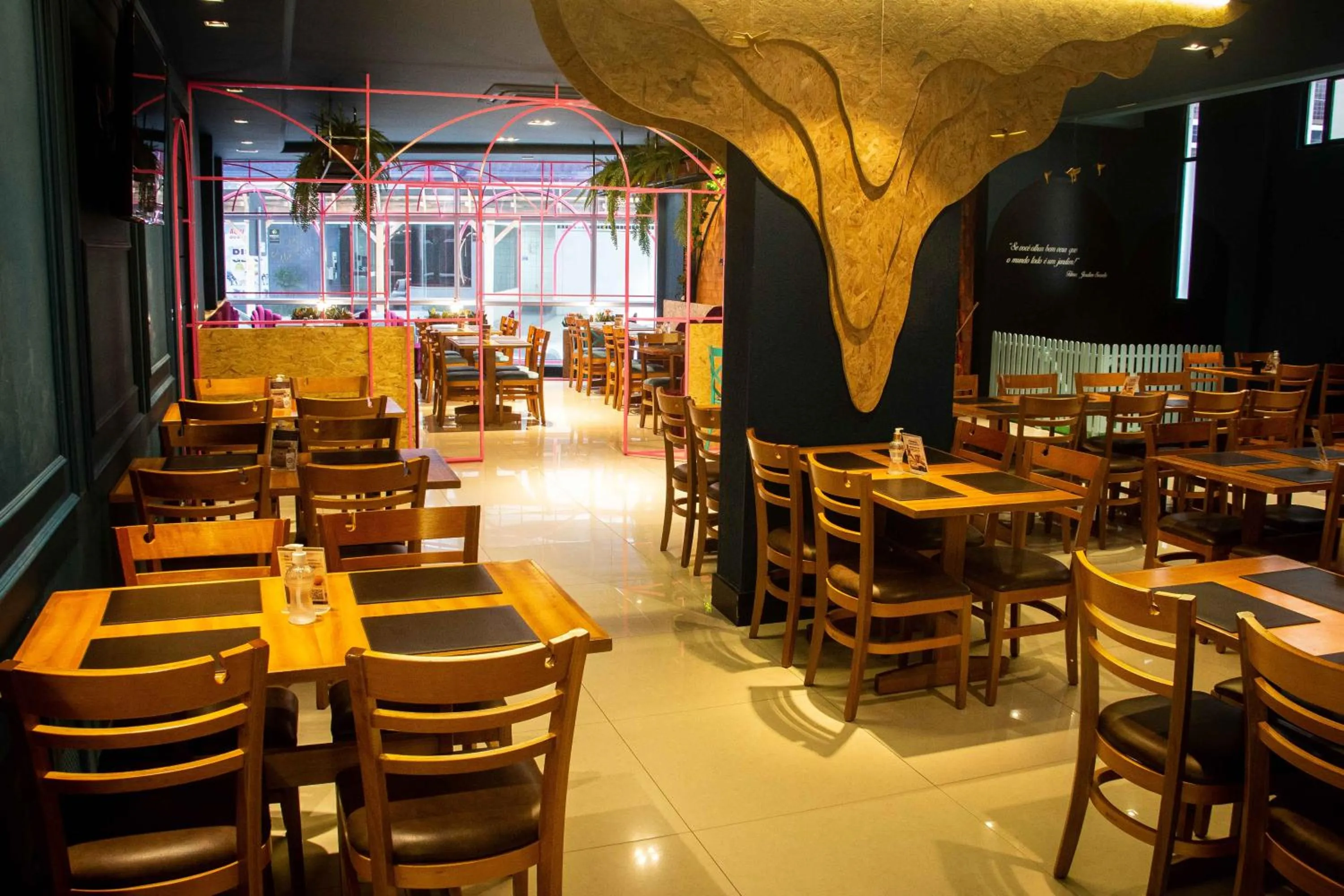 Restaurant/places to eat in Camboriú Praia Hotel