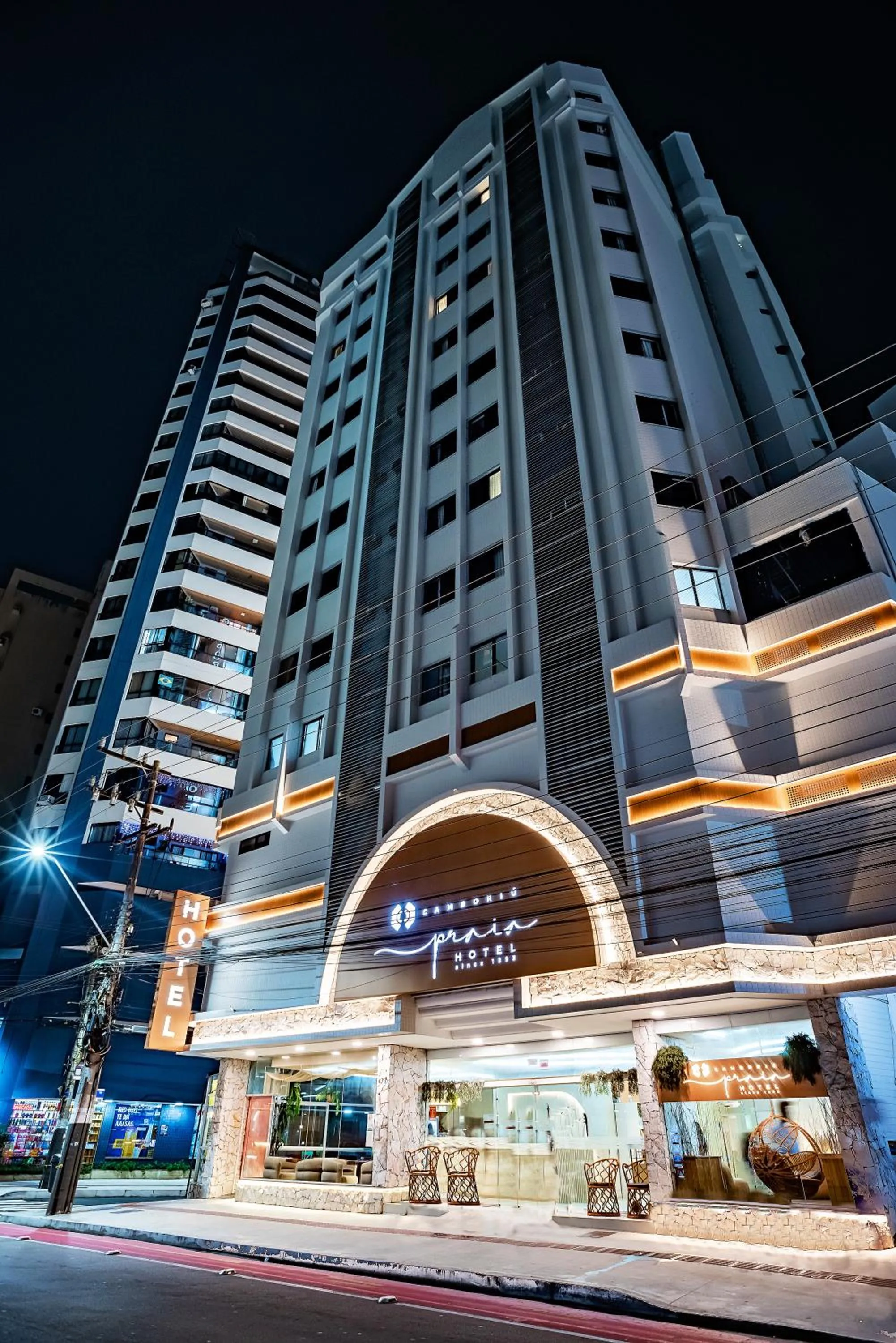 Property building in Camboriú Praia Hotel