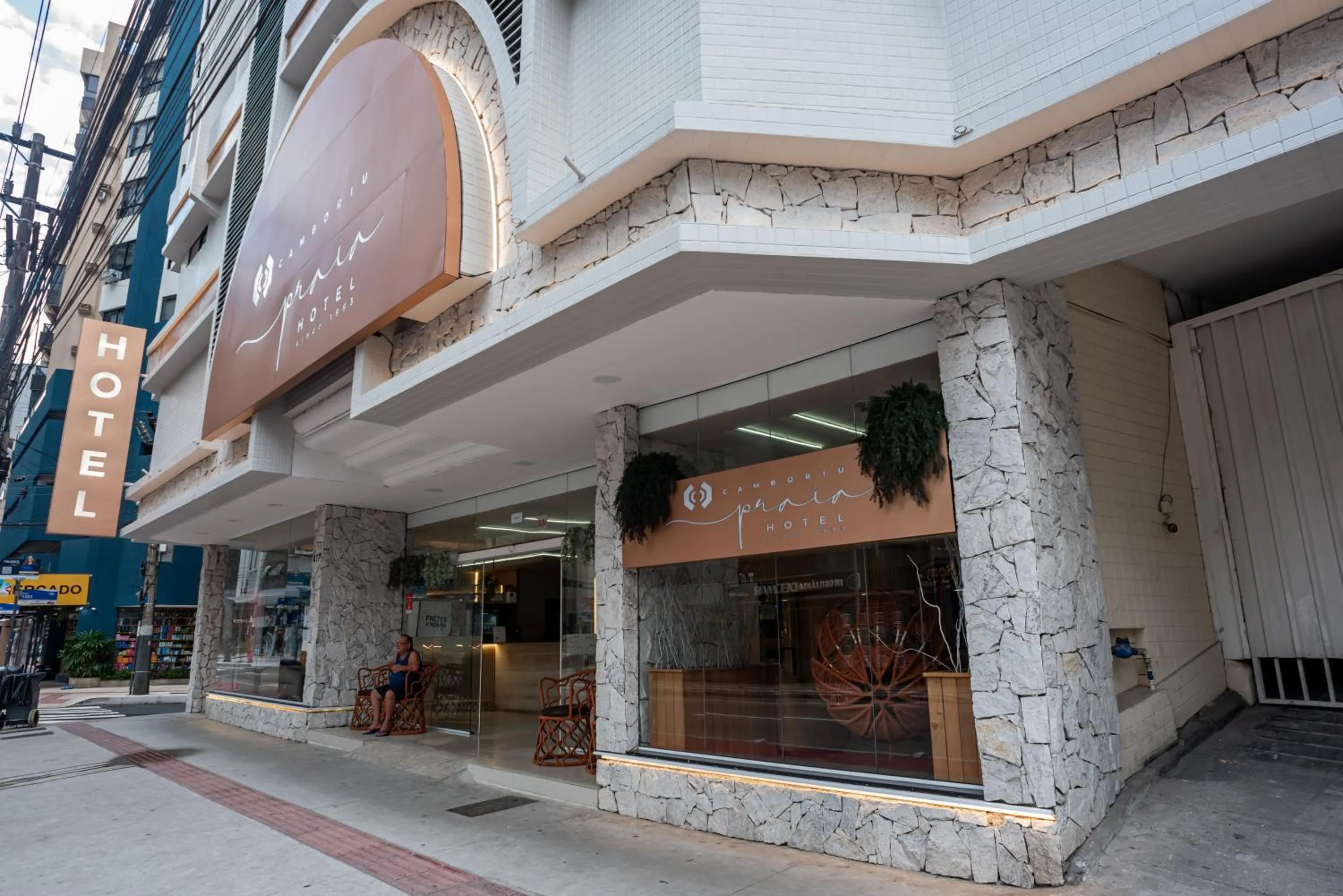 Facade/entrance in Camboriú Praia Hotel