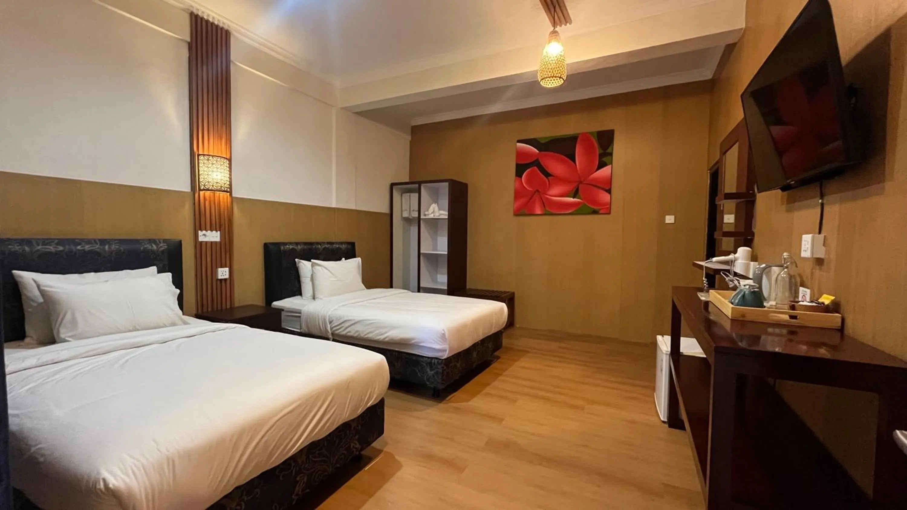 Bed in City Garden Bali Dwipa Hotel, Kuta