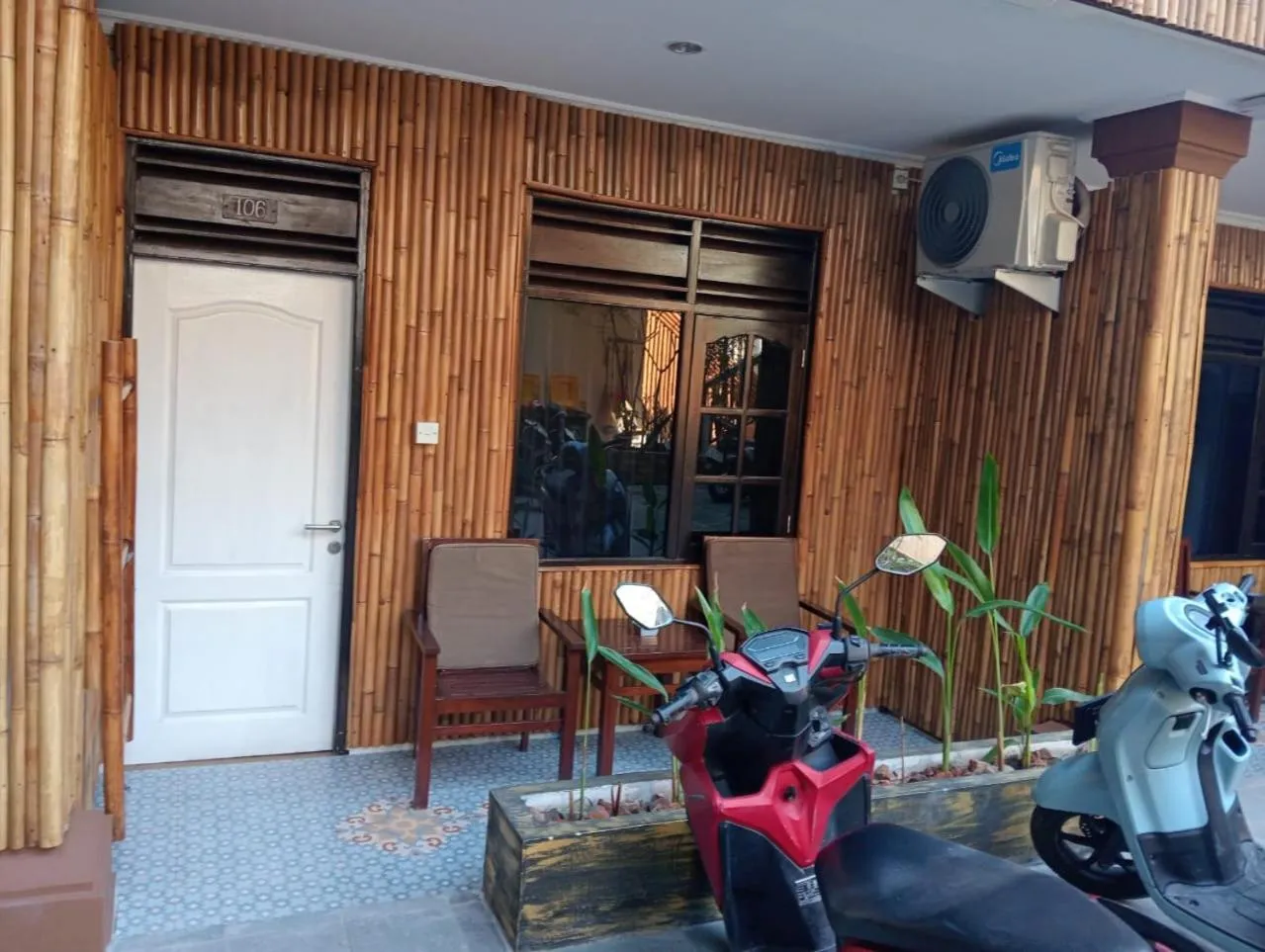 Balcony/Terrace in City Garden Bali Dwipa Hotel, Kuta