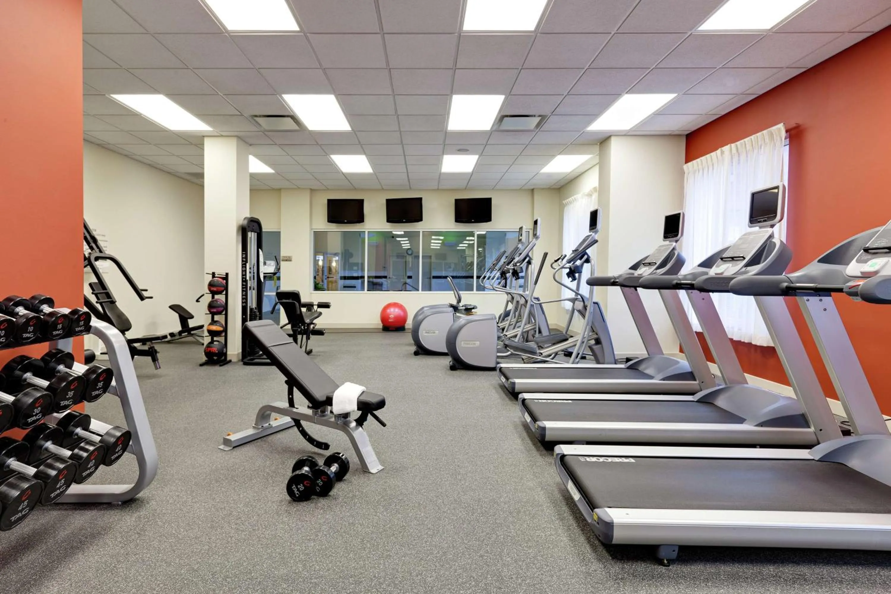 Fitness centre/facilities in Hilton Garden Inn Chicago/Midway Airport