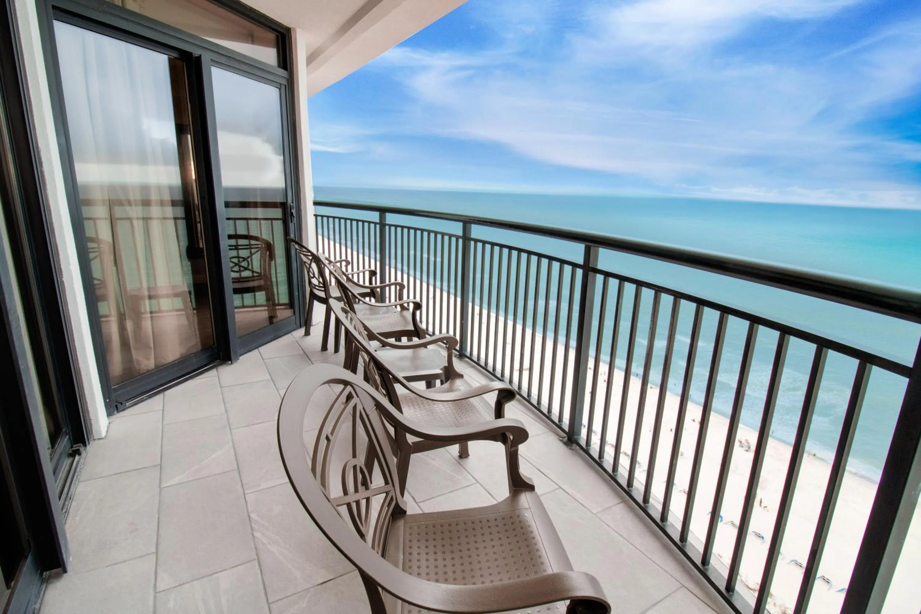 Balcony/Terrace in Breakers Resort Hotel