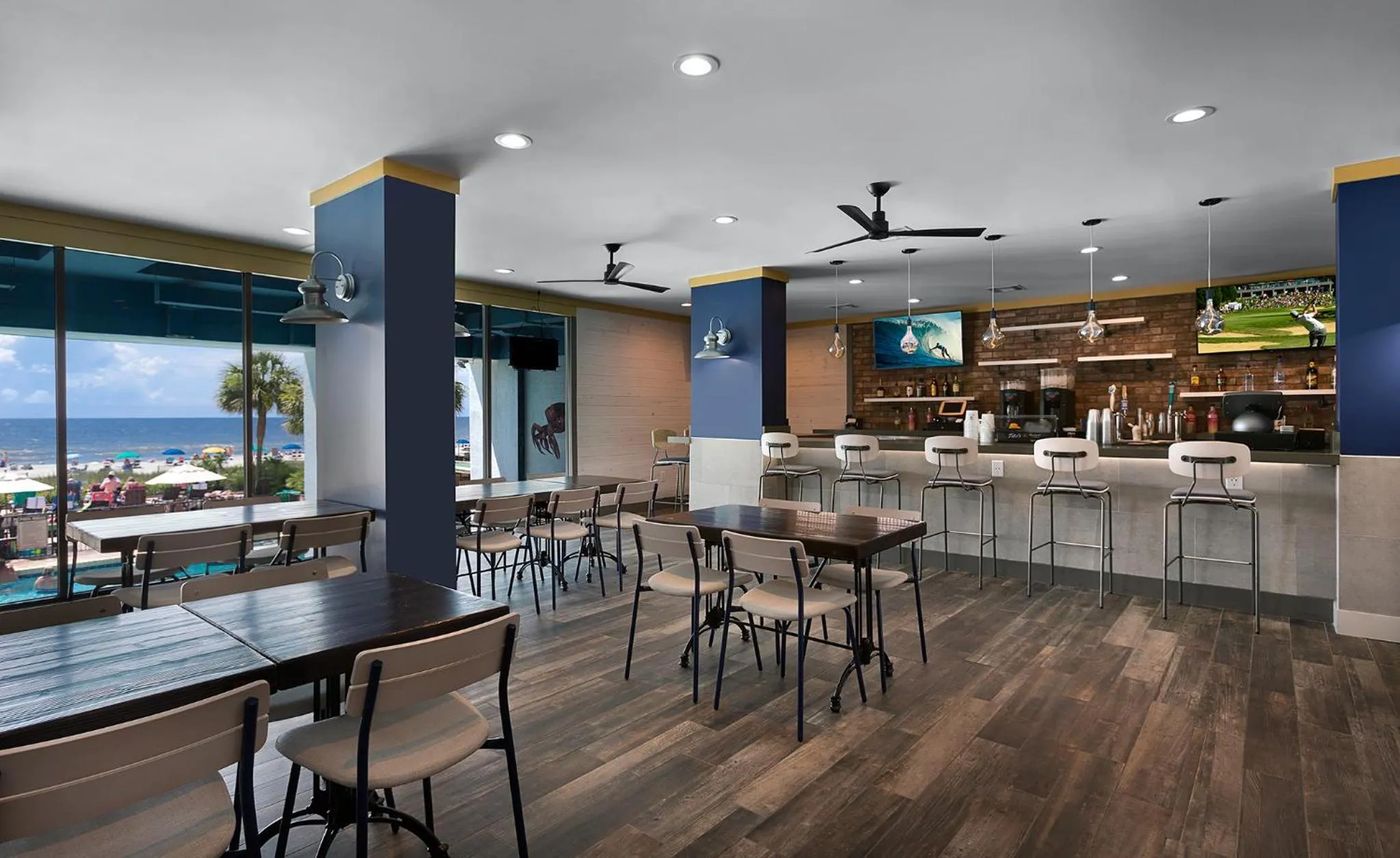 Food and drinks in Breakers Resort Hotel