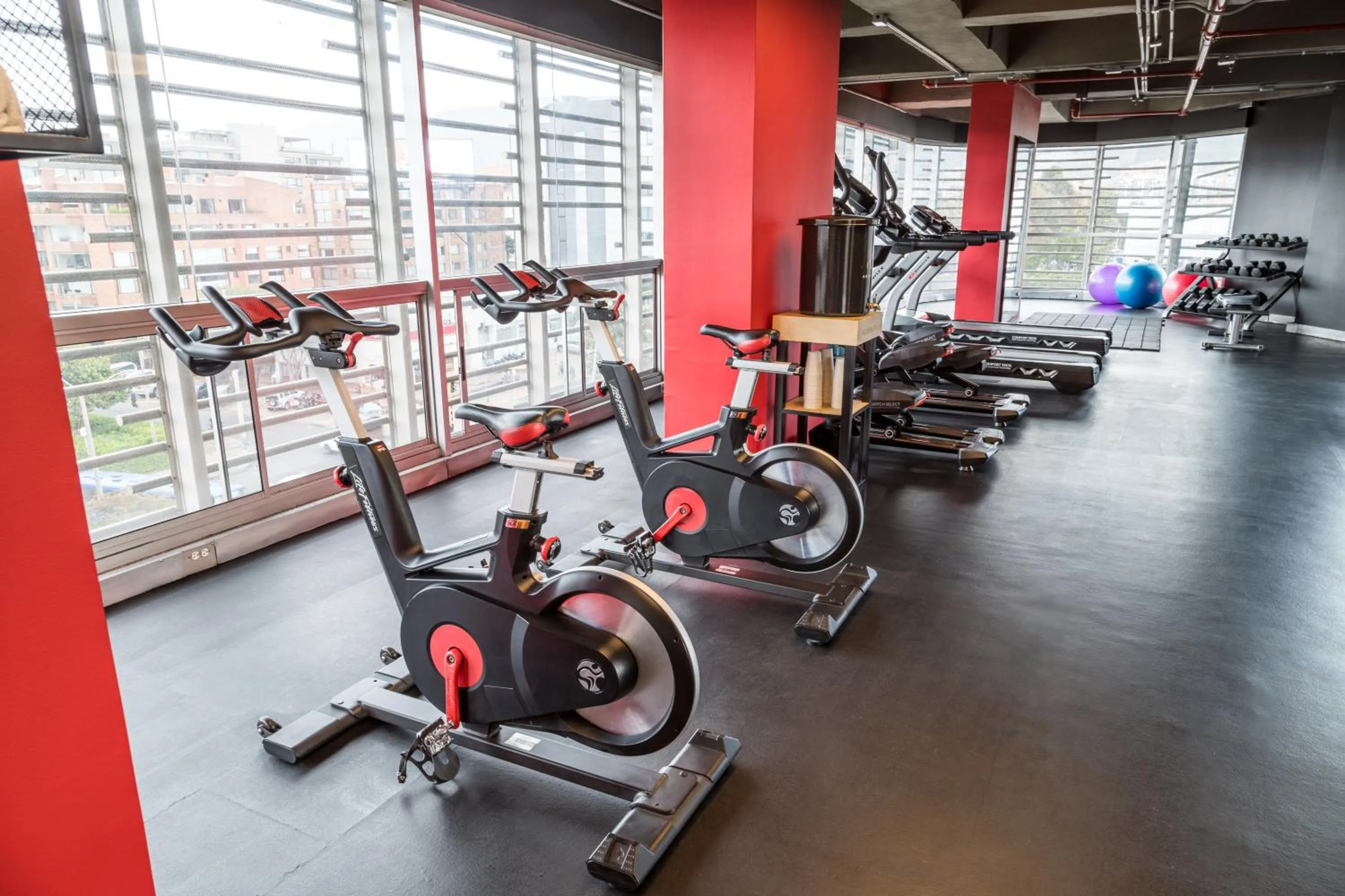 Fitness centre/facilities in Sonesta Hotel Bogotá