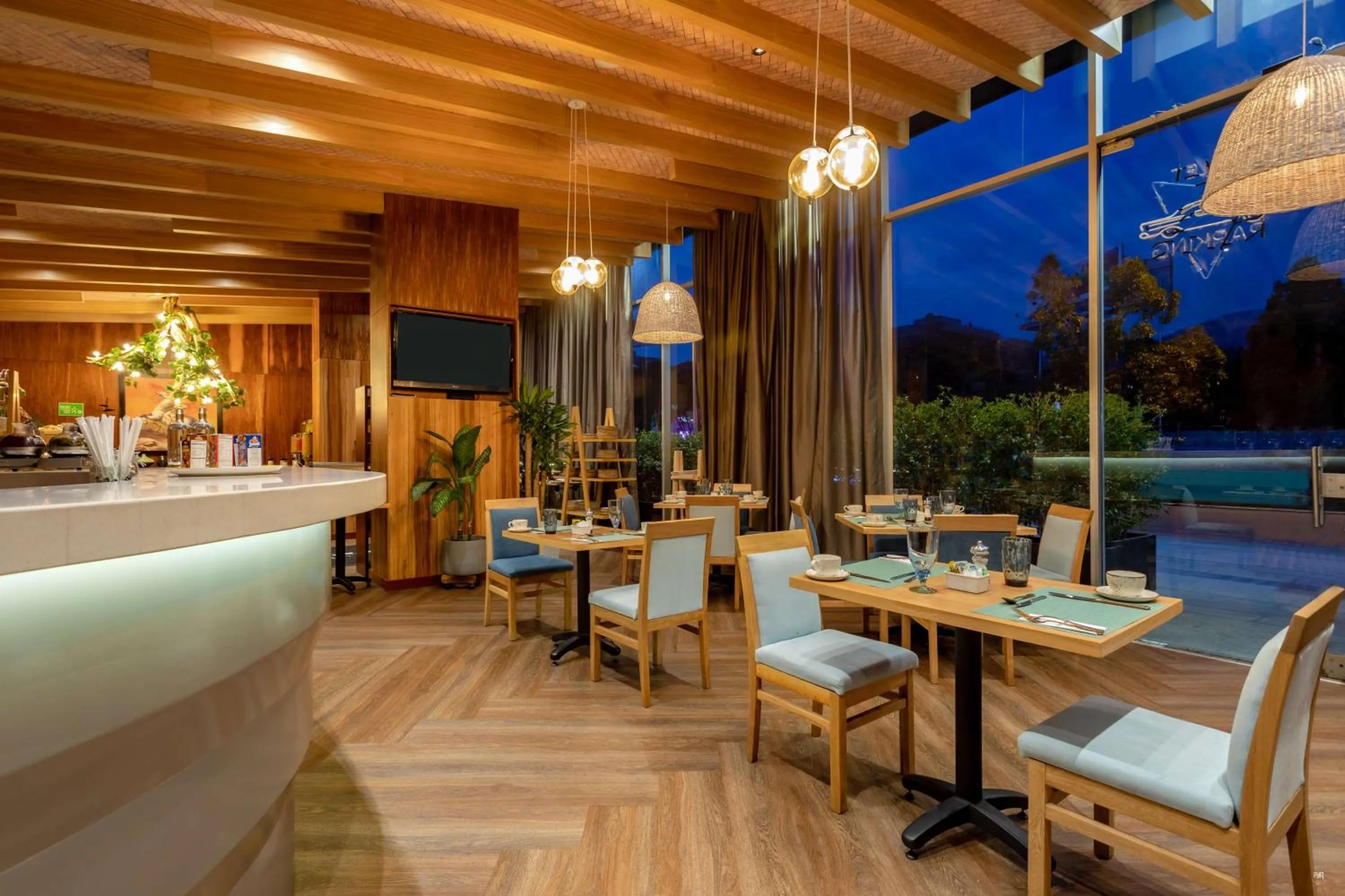 Restaurant/places to eat in Sonesta Hotel Bogotá