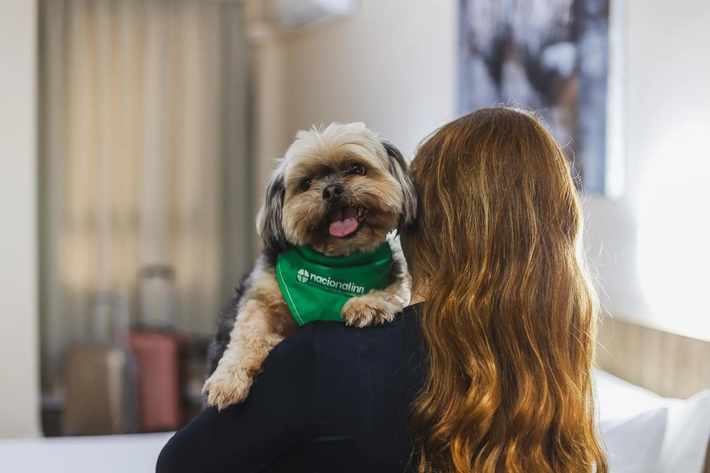 People in Hotel Nacional Inn Curitiba Torres