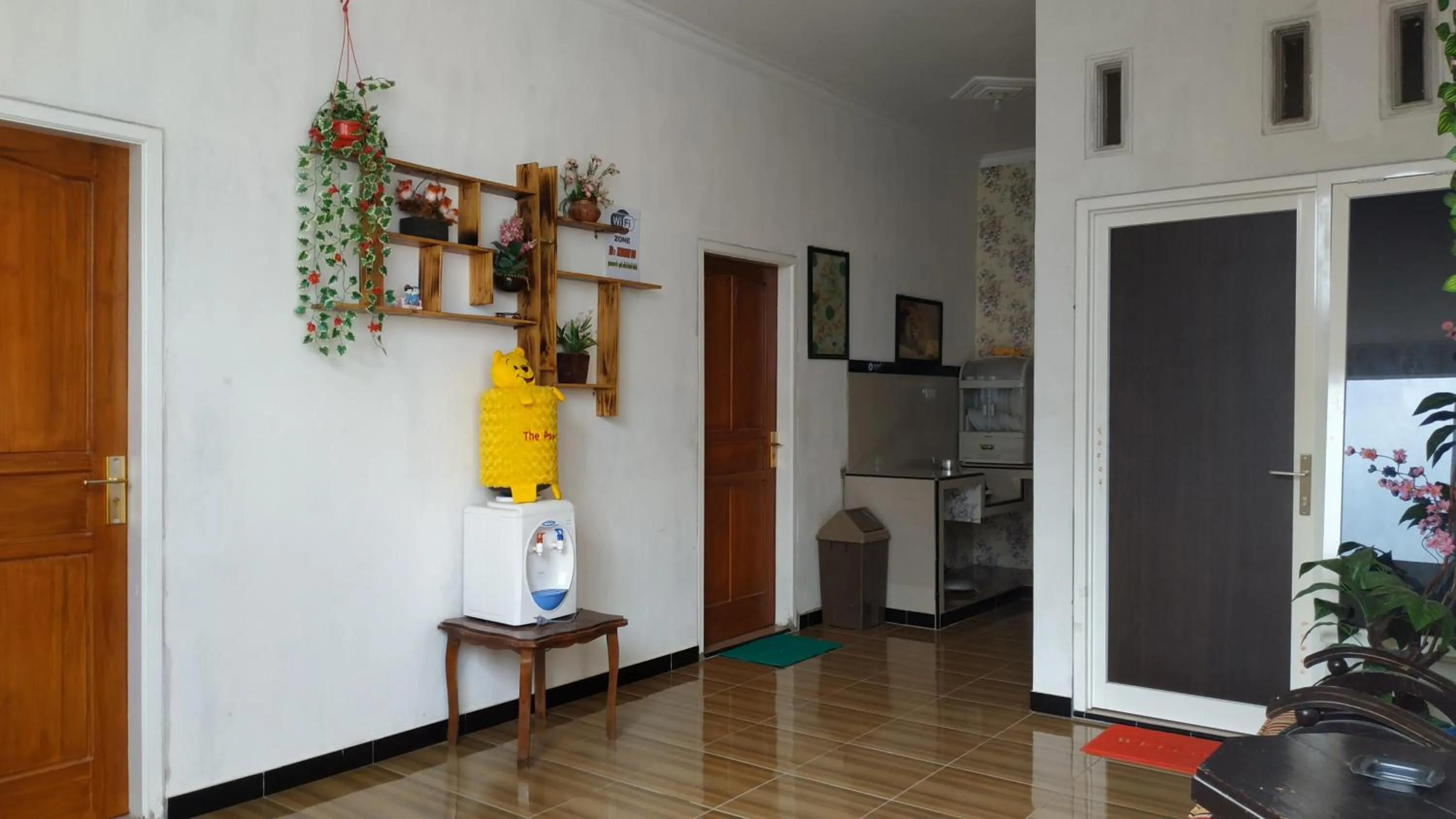 Decorative detail in Penginapan Kahan