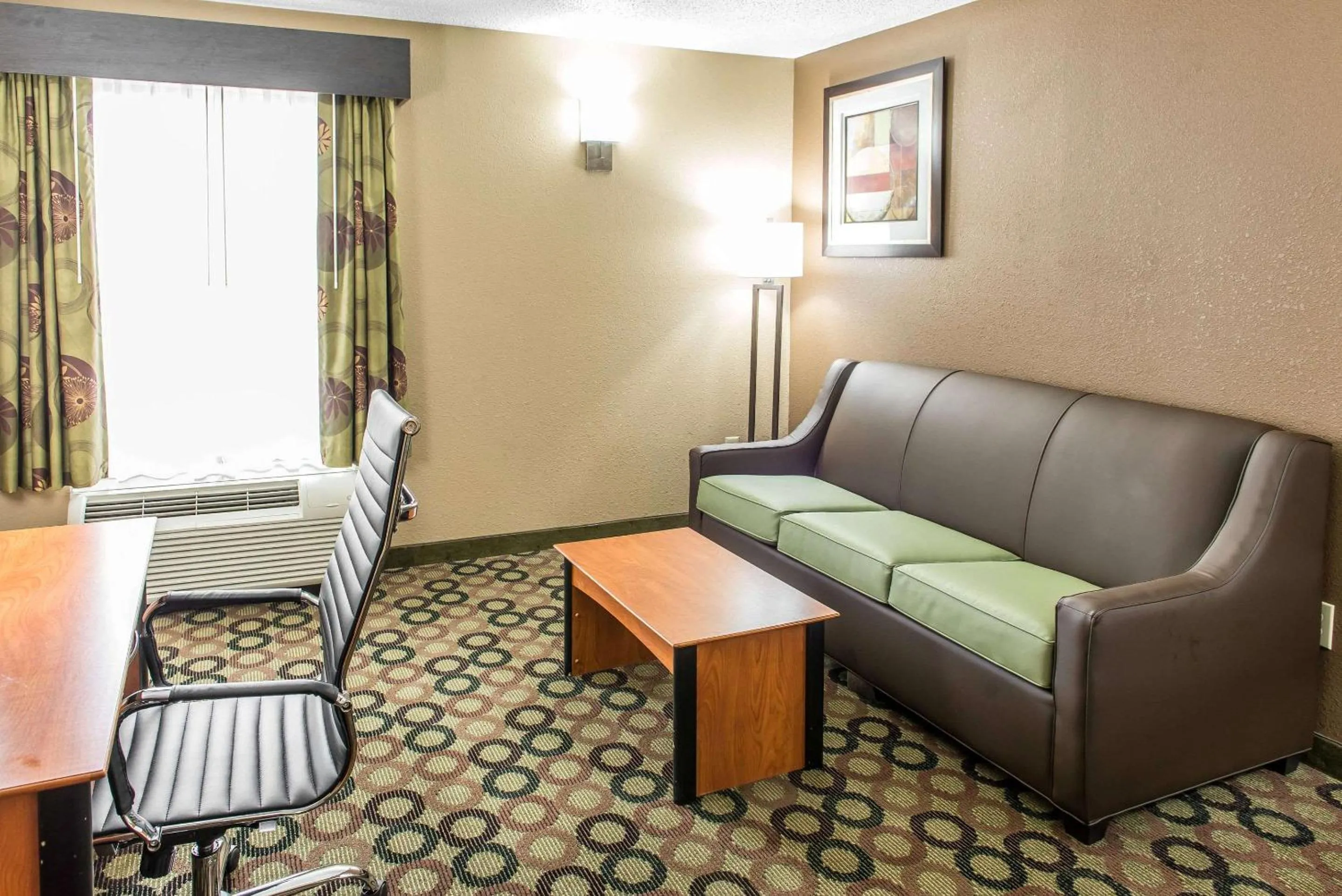 Photo of the whole room in Quality Inn & Suites Columbus West - Hilliard