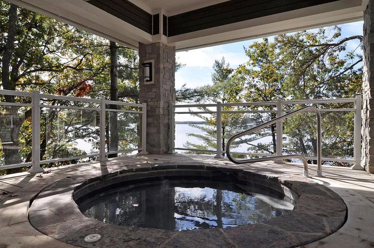 Hot Tub in Touchstone Resort