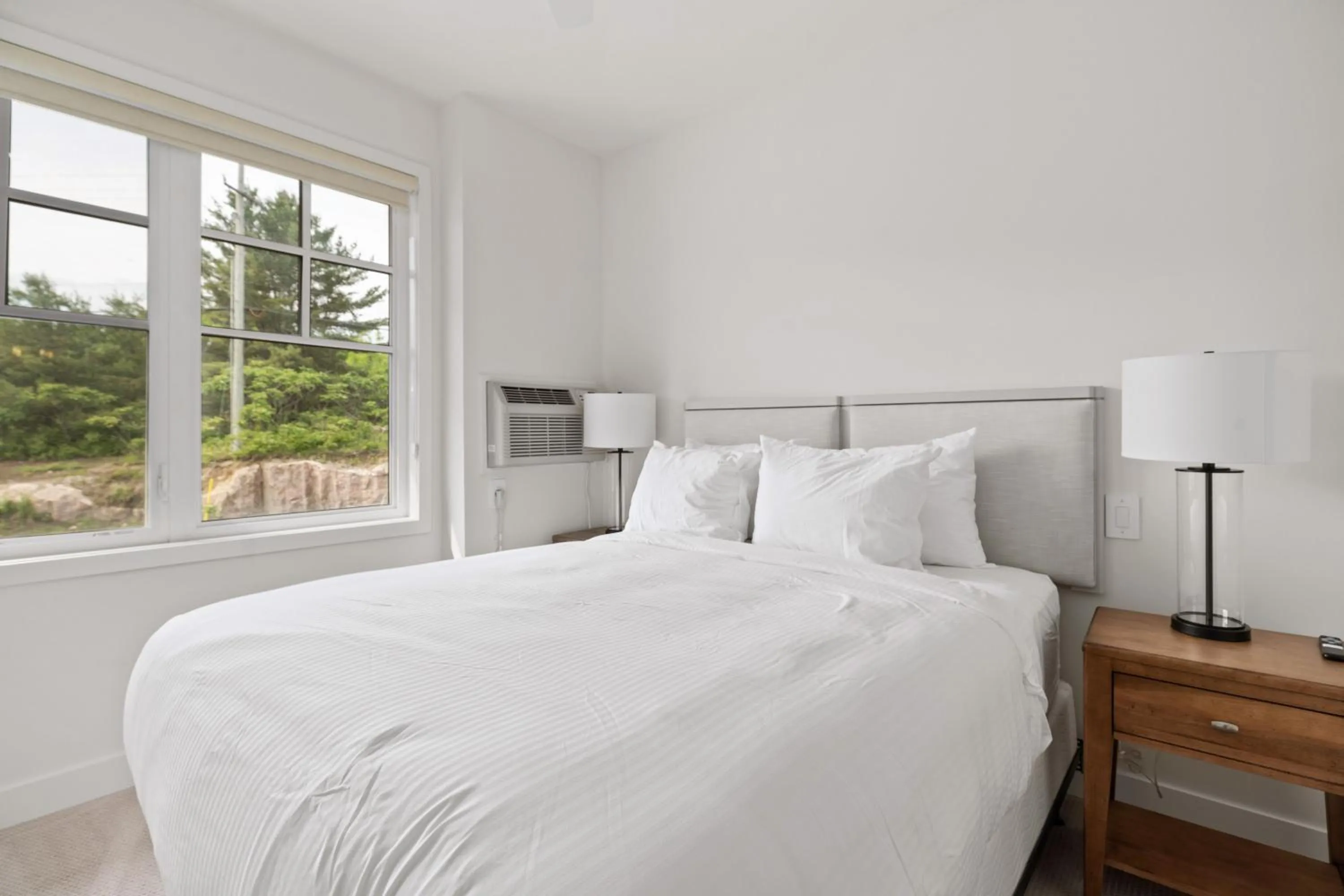 Bedroom, Bed in Touchstone Resort