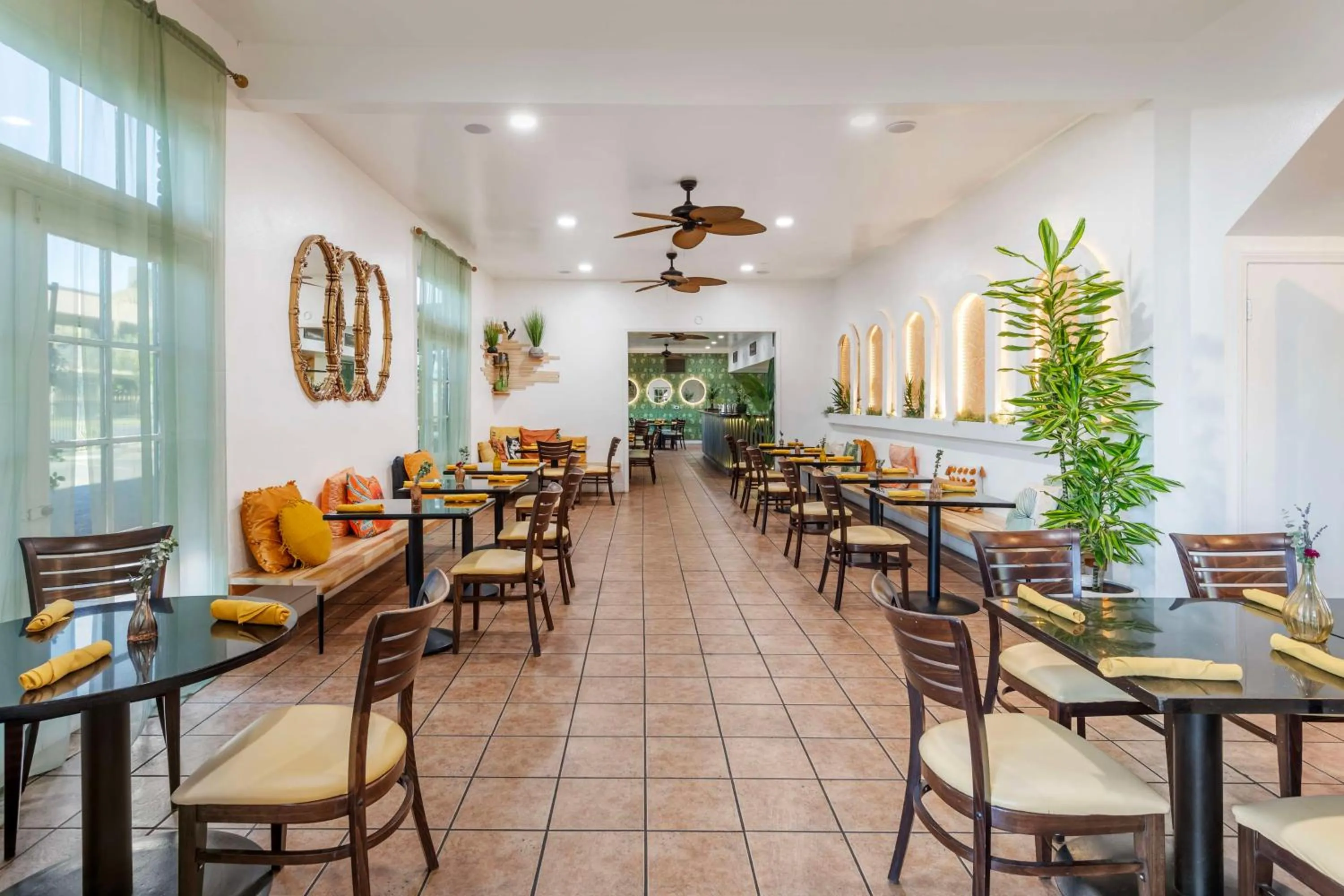 Breakfast in Best Western Plus Hill House