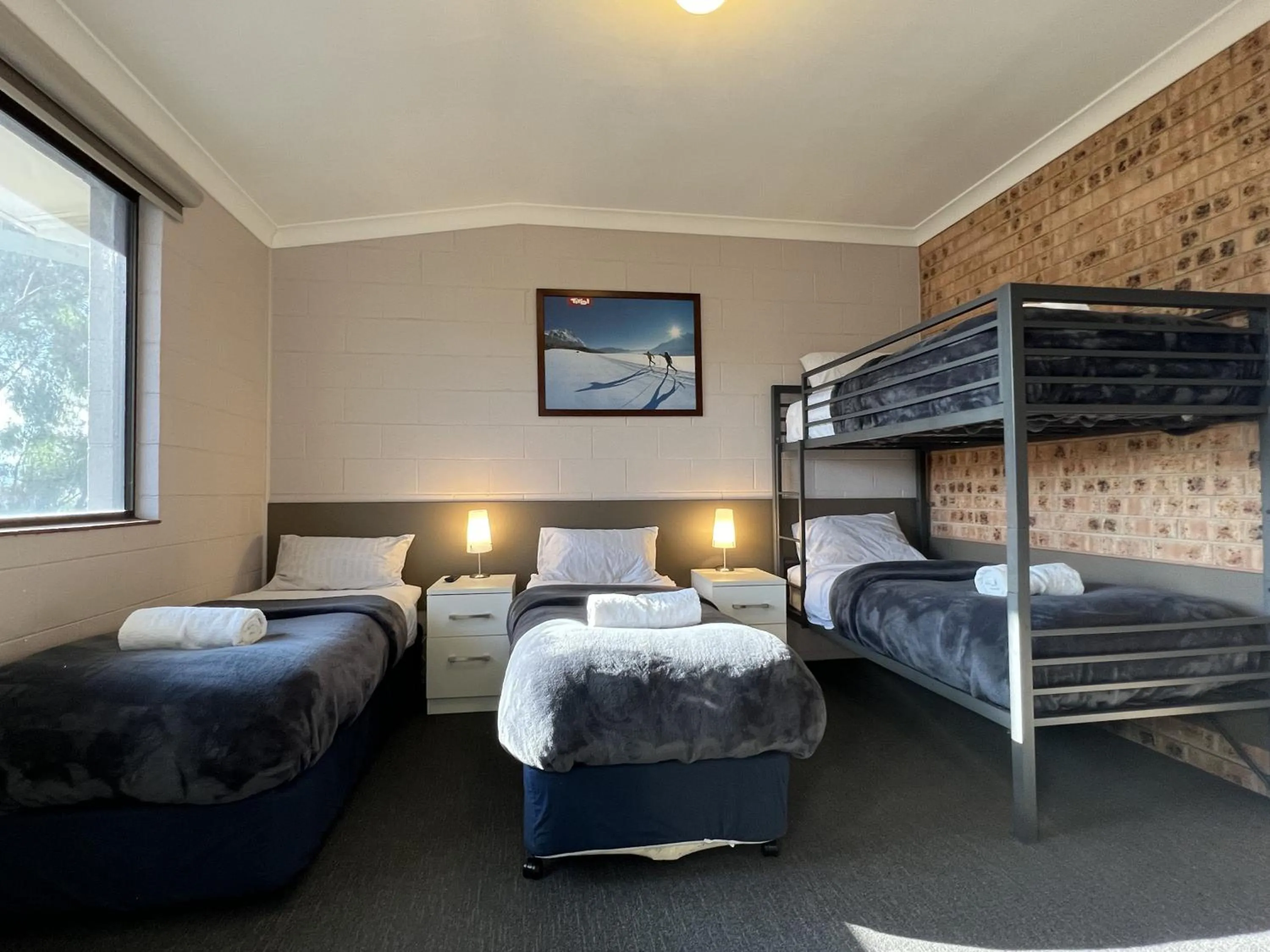 bunk bed, Bed in Yuki Inn Jindabyne